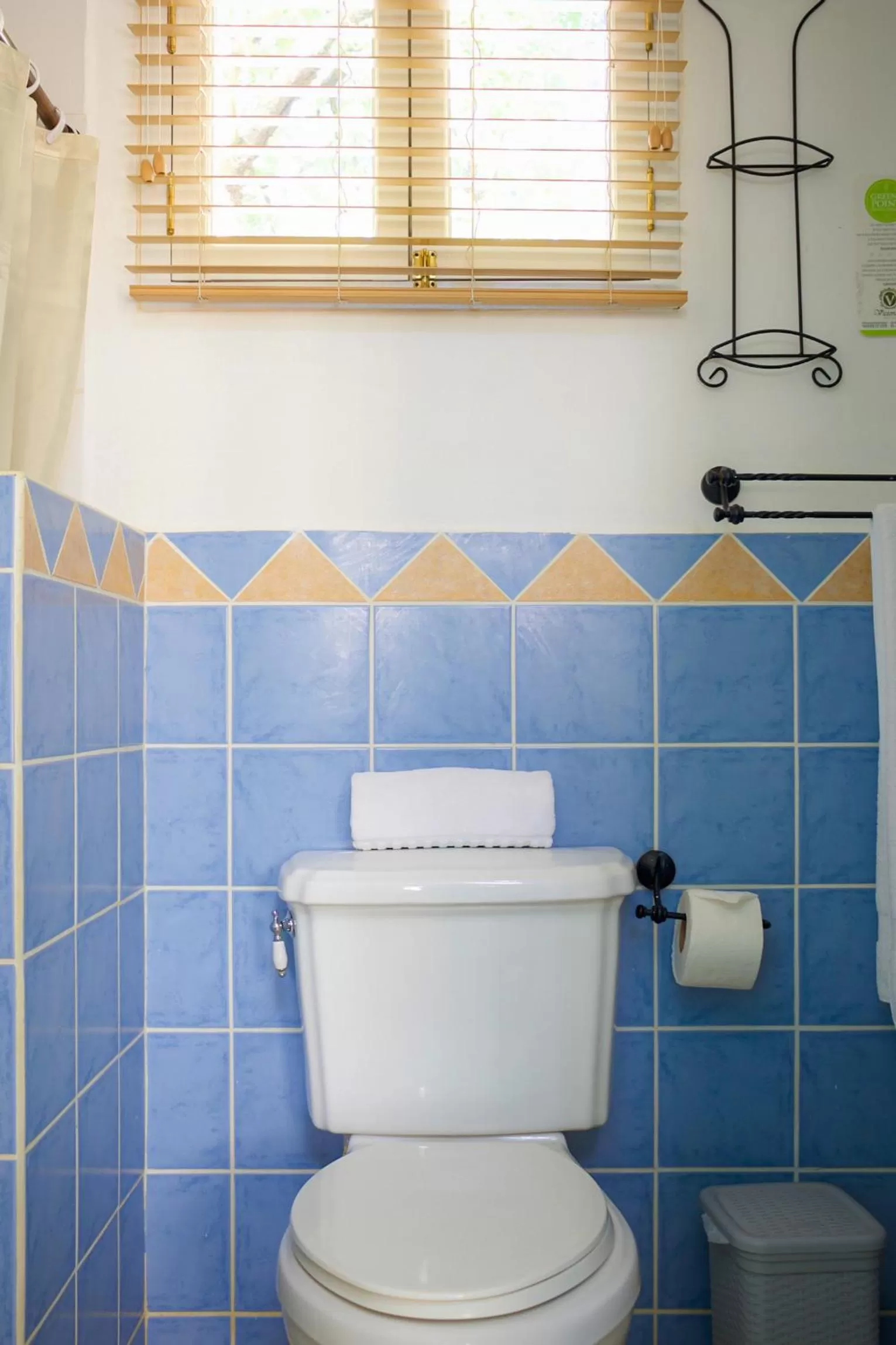 Bathroom in Hotel Victoriano