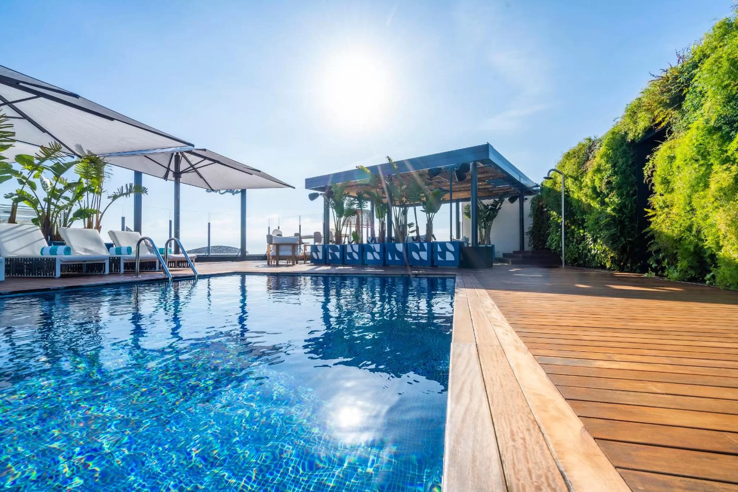 Day in Sofitel Barcelona Skipper