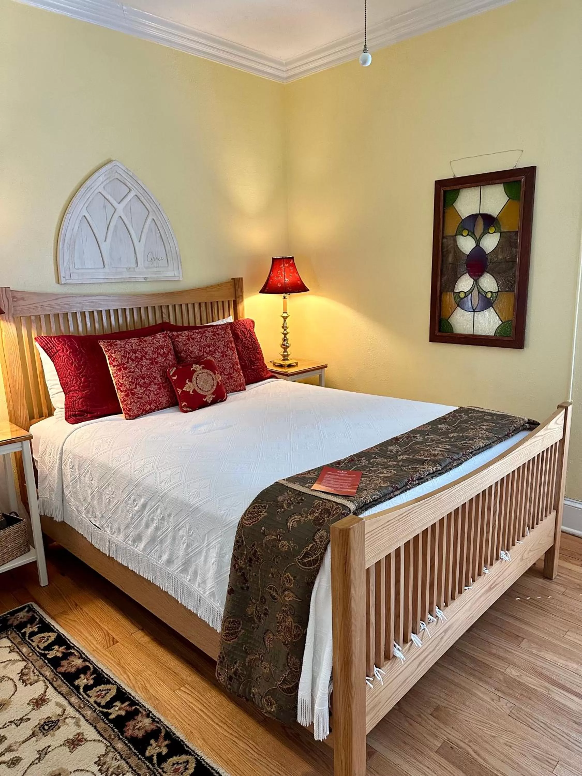 Bed in Red Rocker Inn