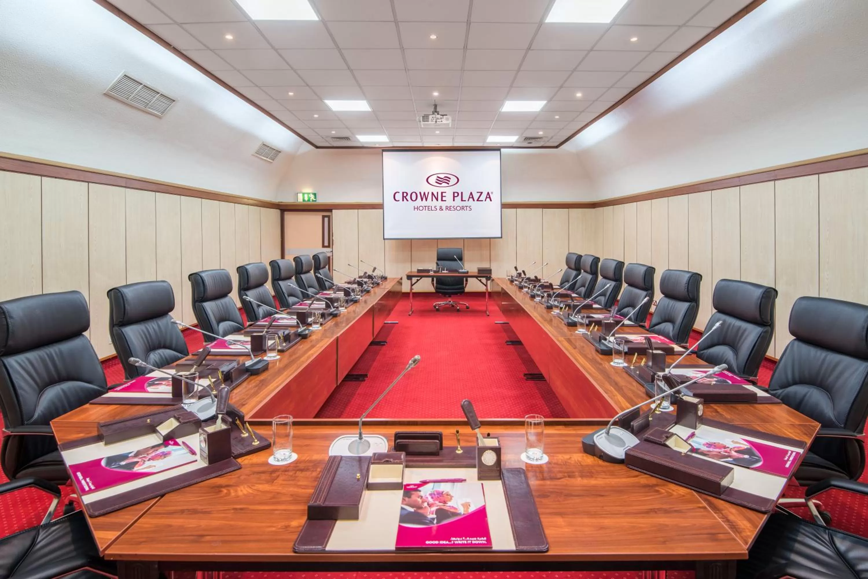 Meeting/conference room in Crowne Plaza Kuwait Al Thuraya City by IHG