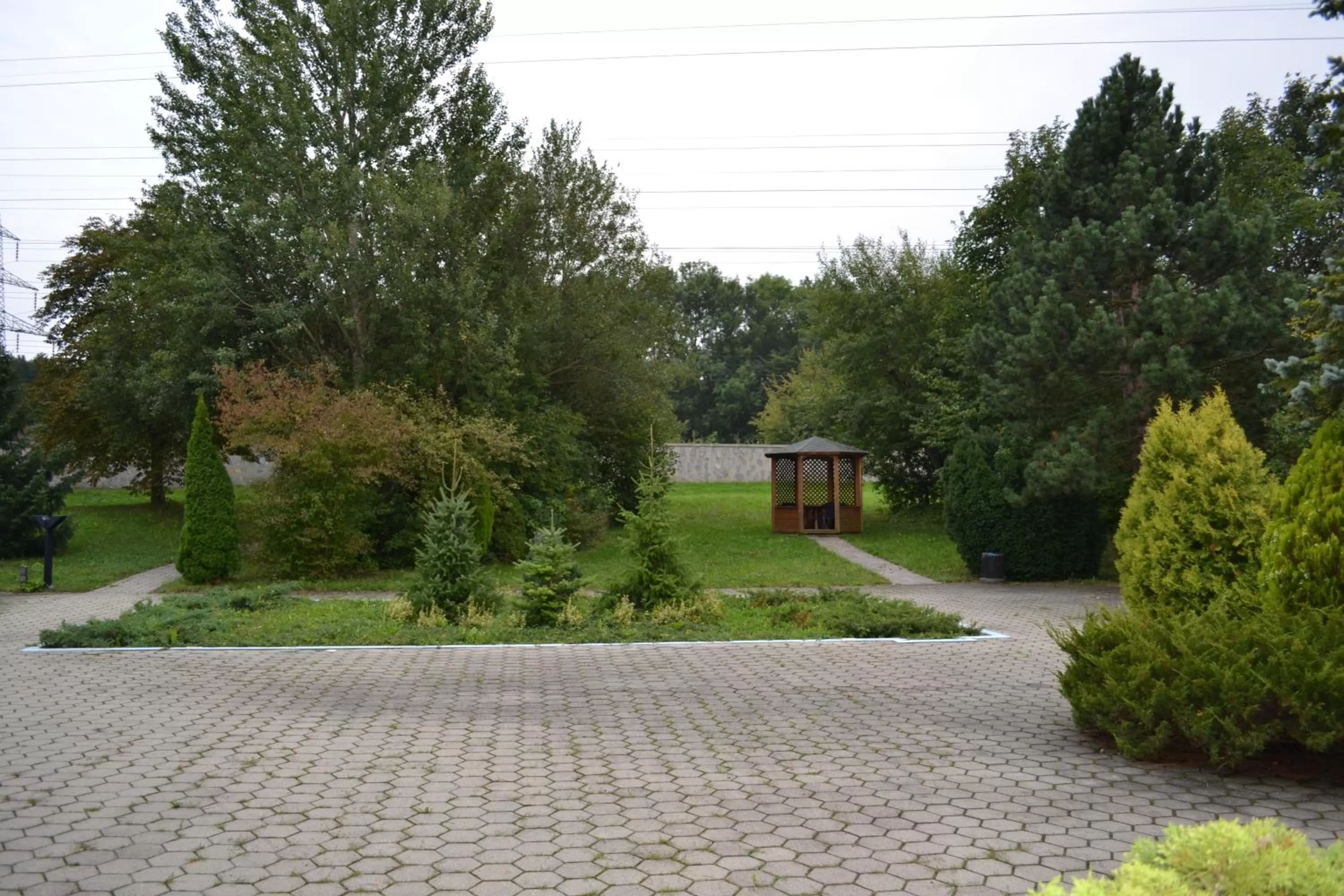 Garden in Lenas West Hotel