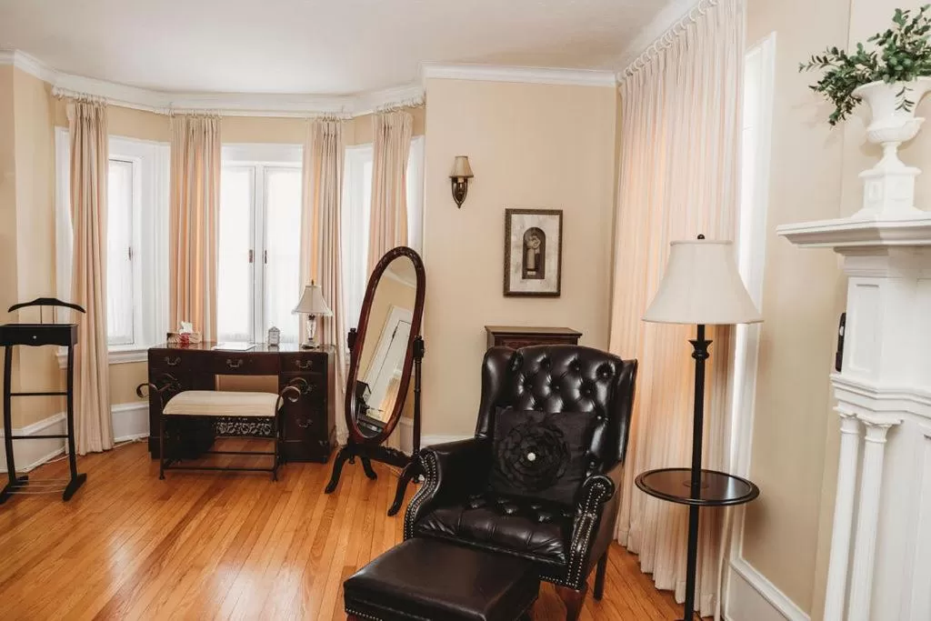 Seating Area in Grey Gables Inn