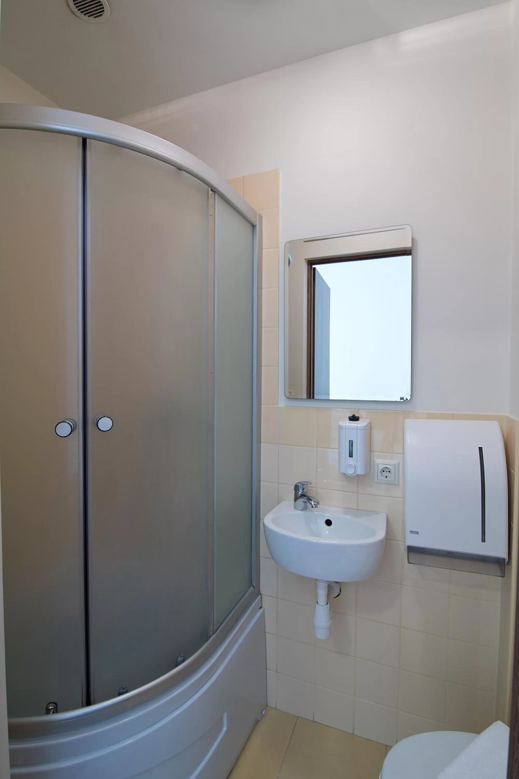 Shower in Happy Hotel