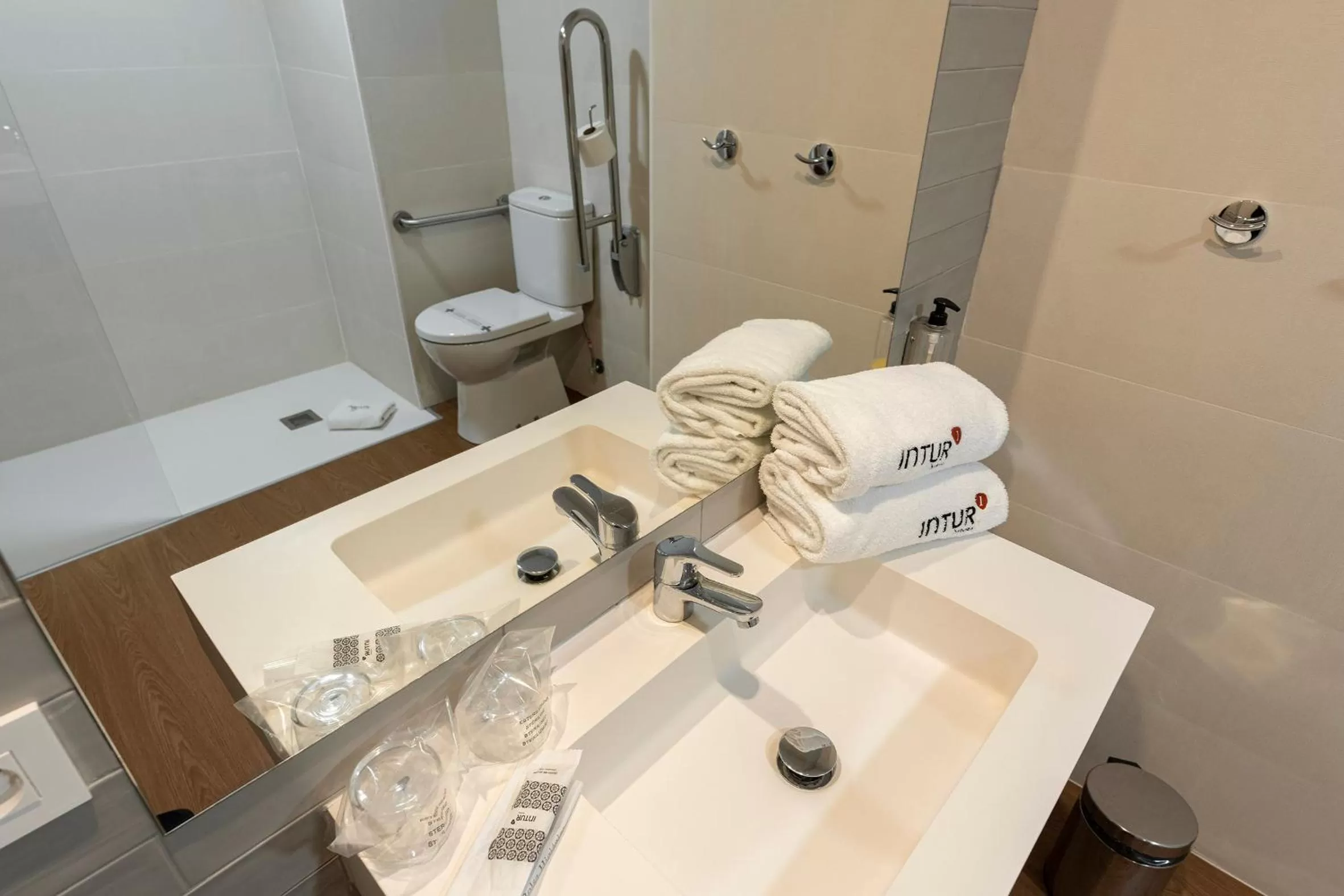 Facility for disabled guests in Intelier Orange