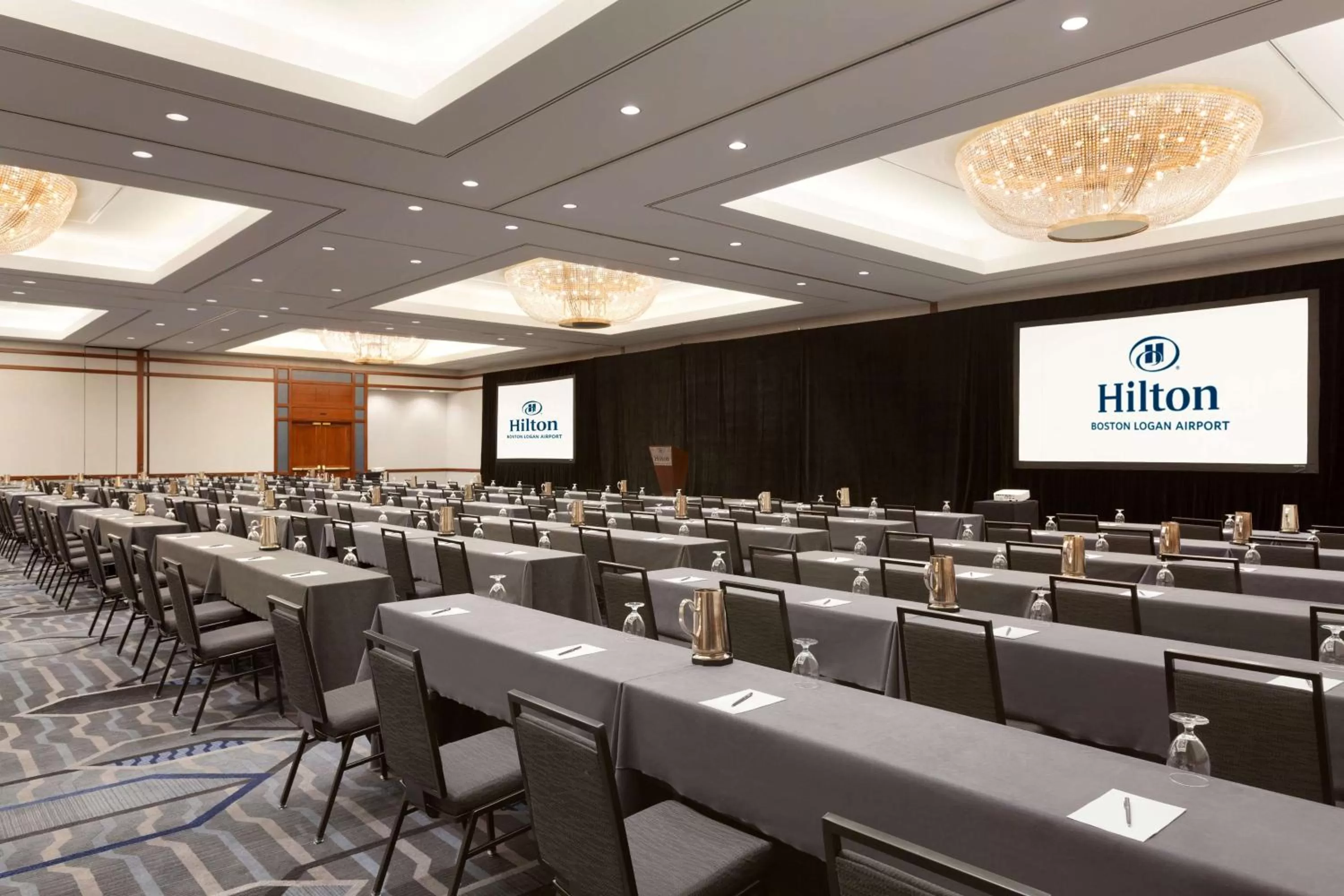 Meeting/conference room in Hilton Boston Logan Airport