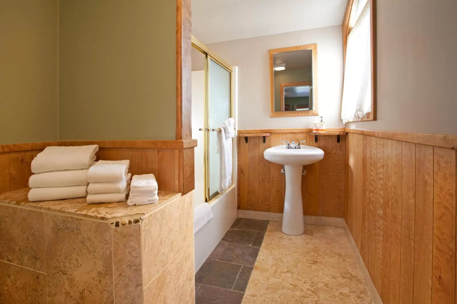 Bathroom in Agate Beach Motel