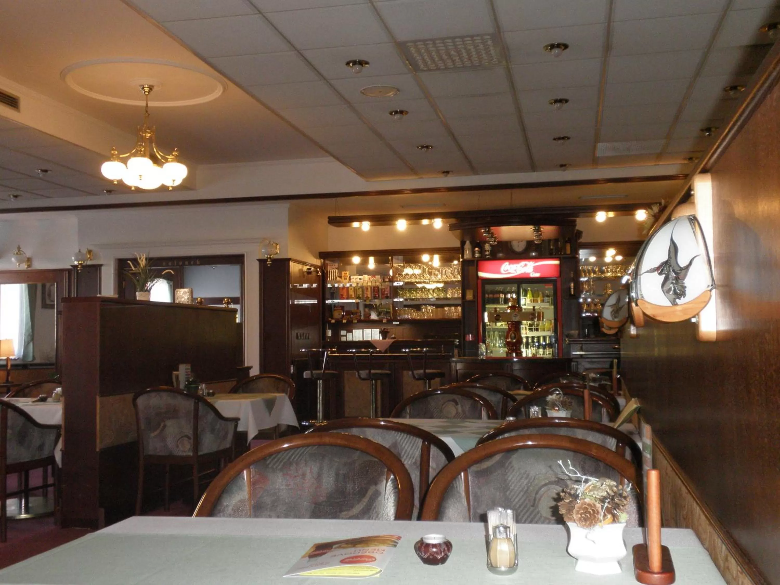 Restaurant/places to eat in Hotel Le Café