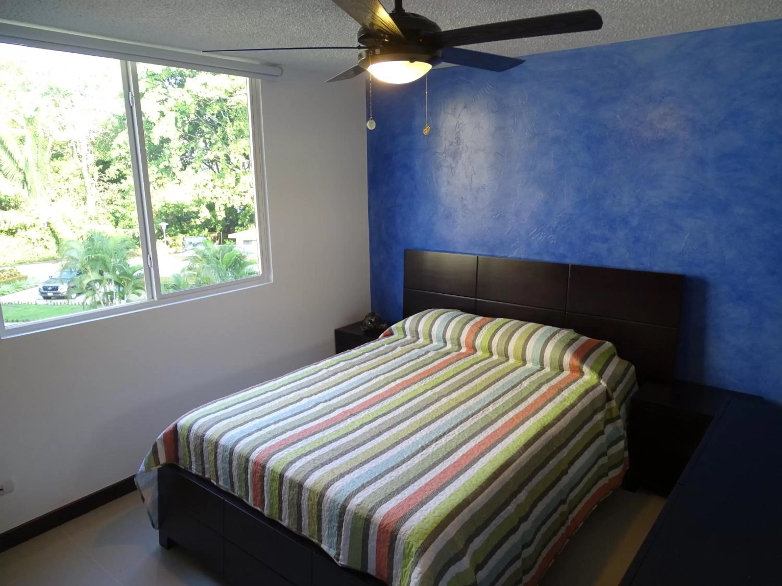 Bedroom, Bed in Jaco Beach Condos