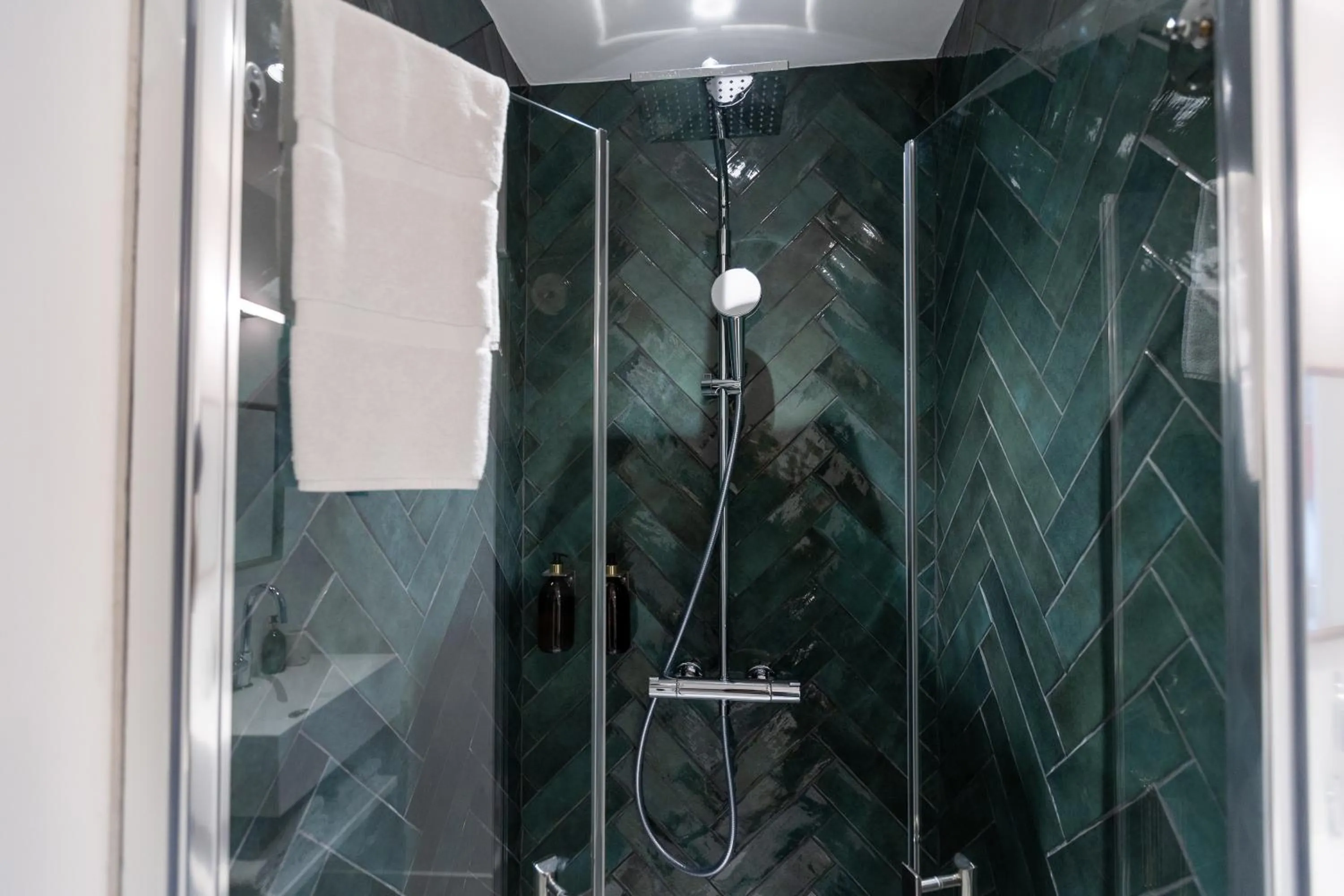 Shower in Maison Durante