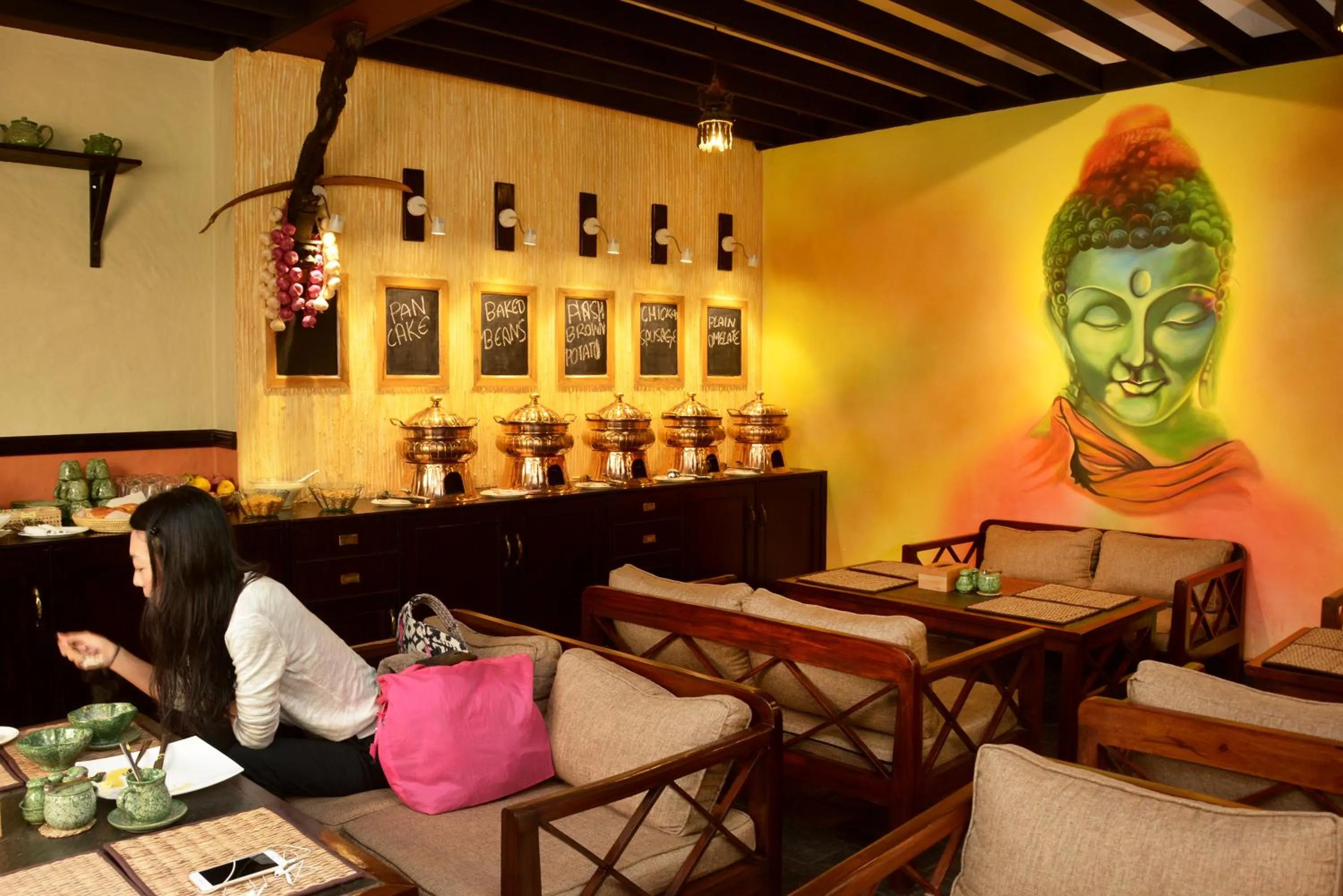 Restaurant/places to eat in Kasthamandap Boutique Hotel