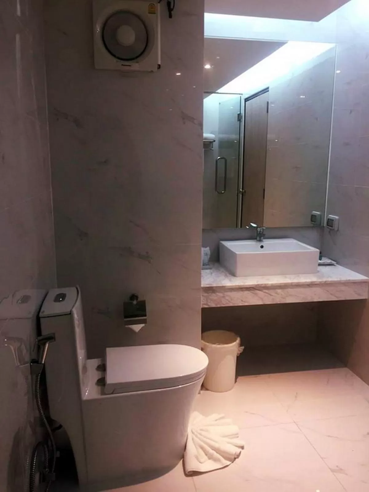 Bathroom in Green Lake Resort - SHA Extra Plus Certified