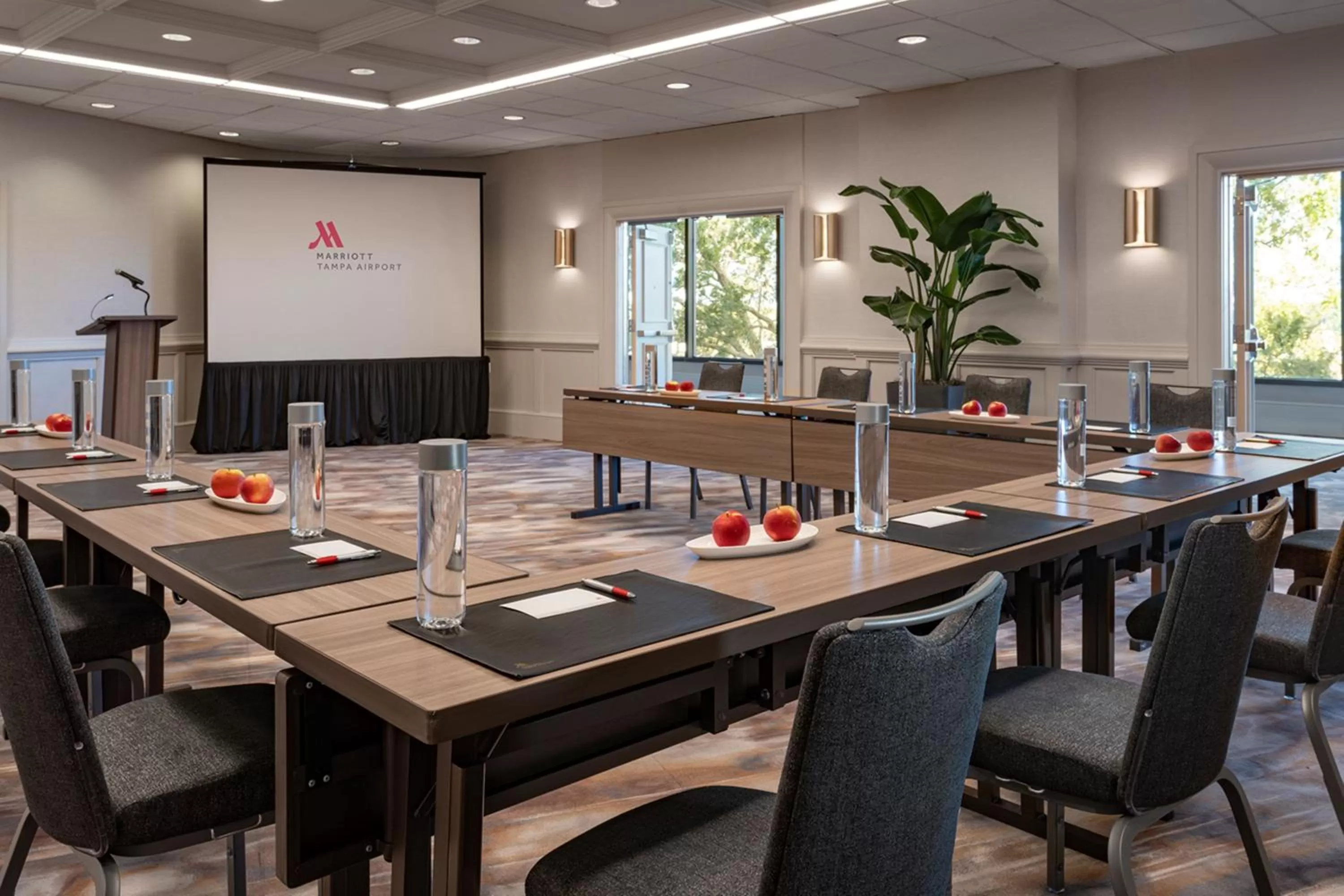 Meeting/conference room in Tampa Airport Marriott