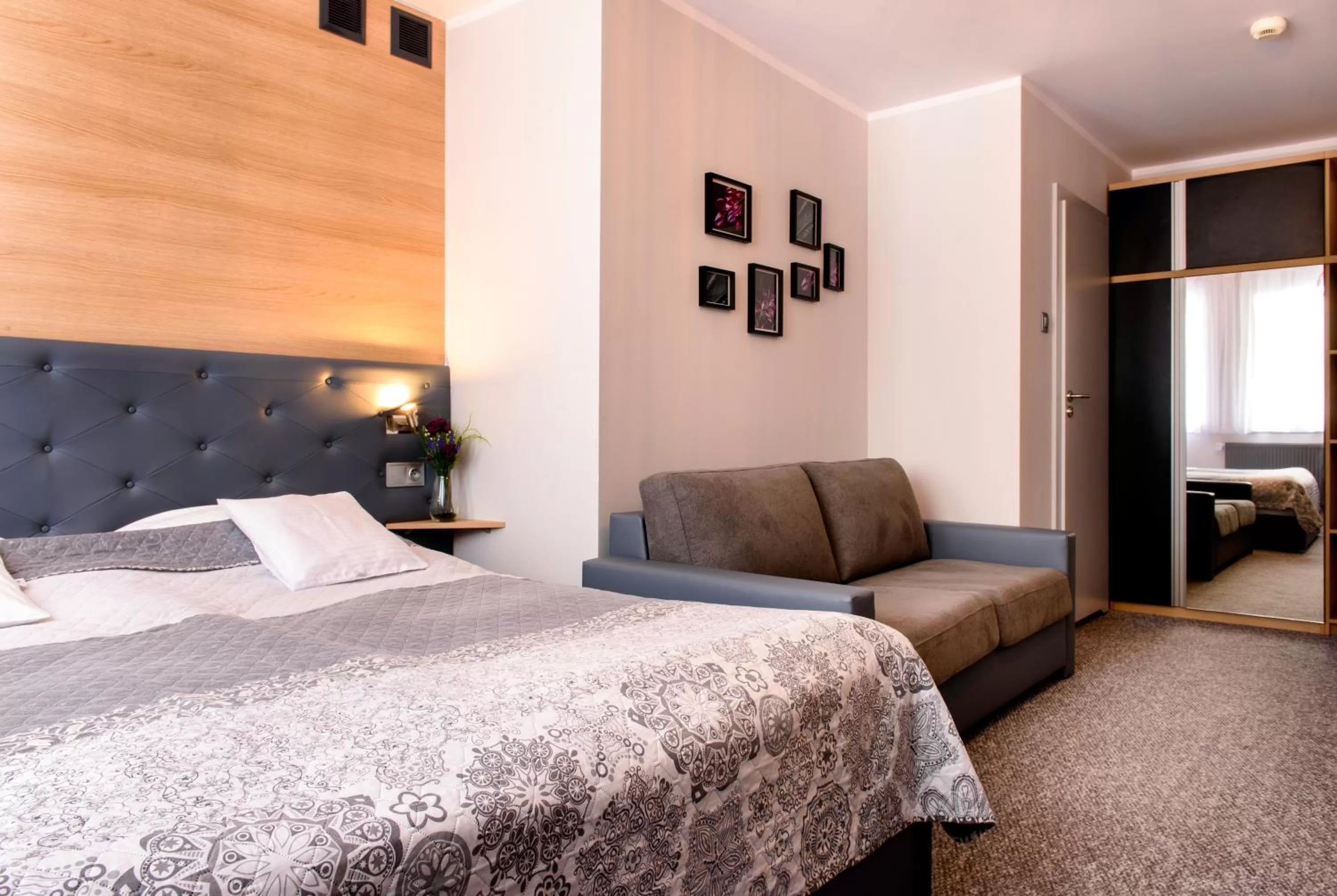 Photo of the whole room, Bed in Tailor Hotel Sport & Conference