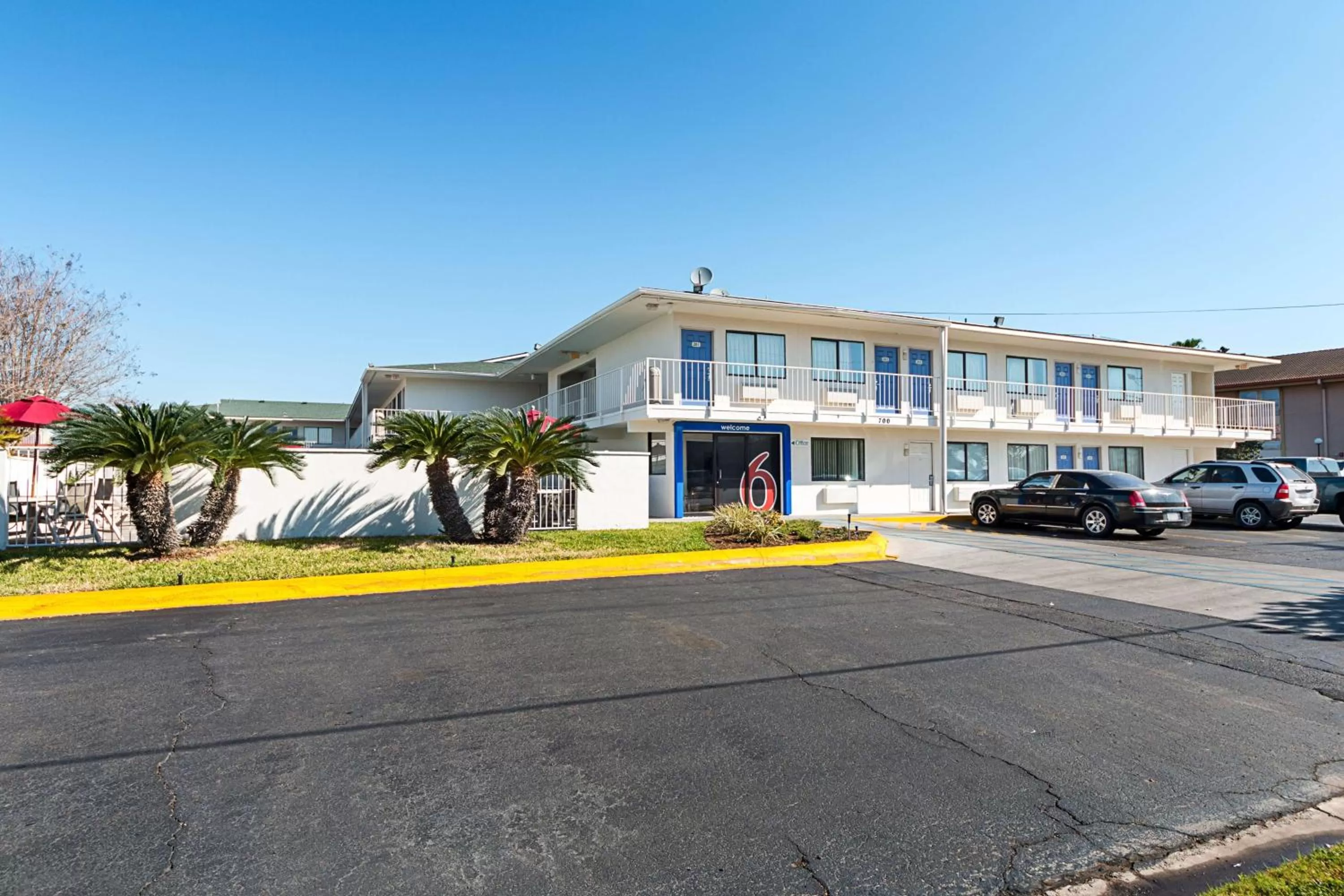 Property building in Motel 6-Mcallen, TX