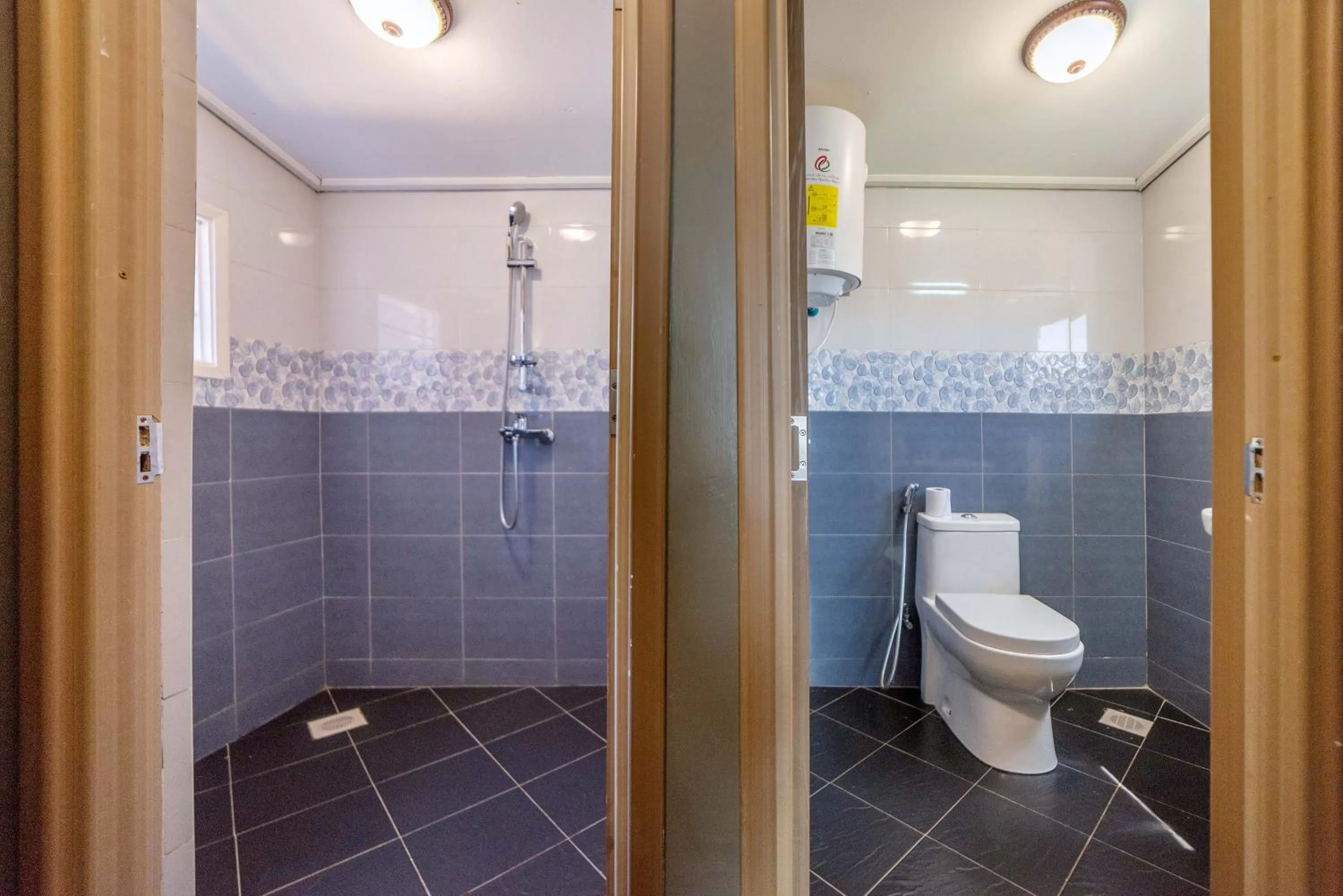 Toilet in Afro Park Hotel