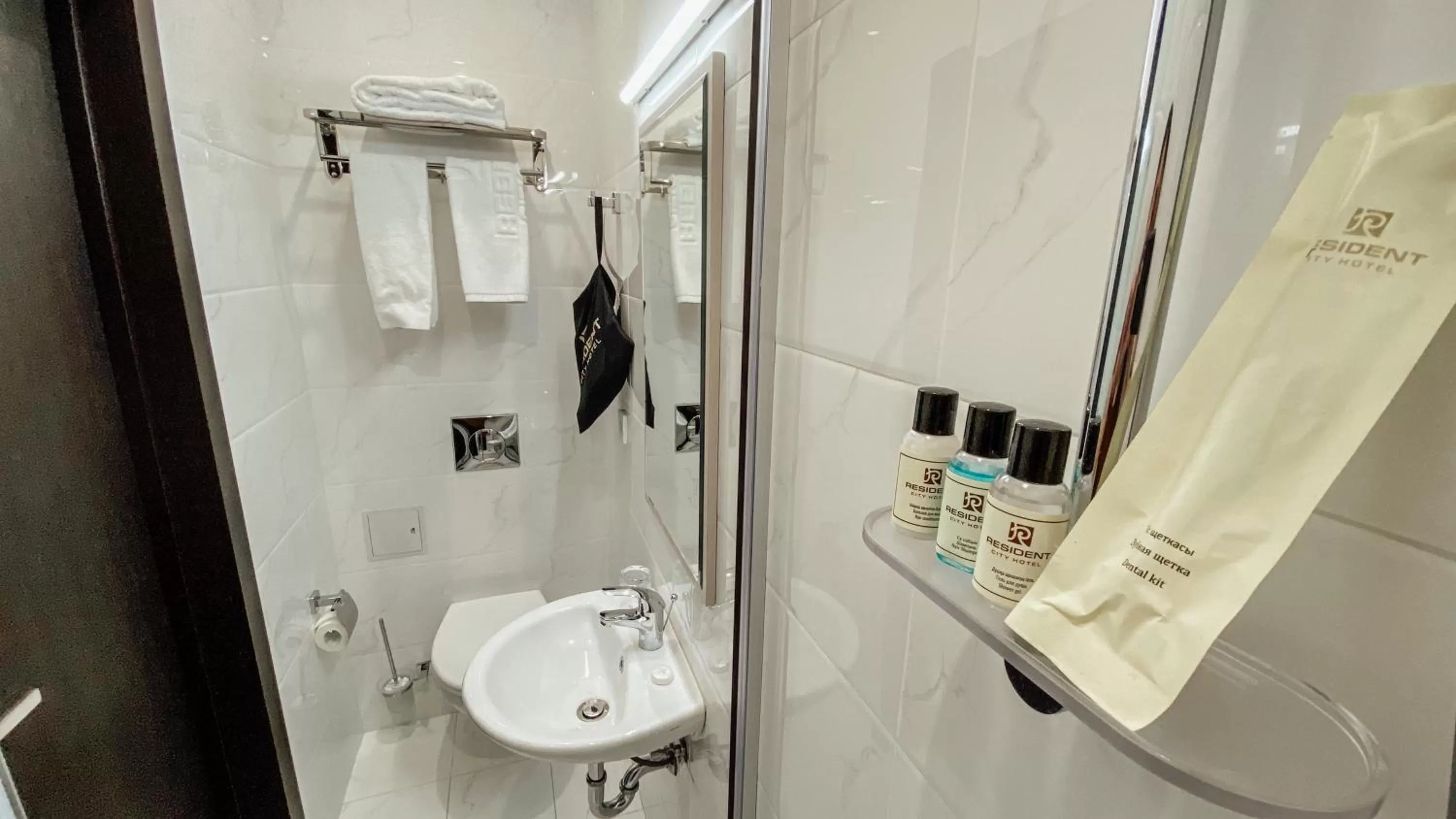 Bathroom in Resident City Hotel