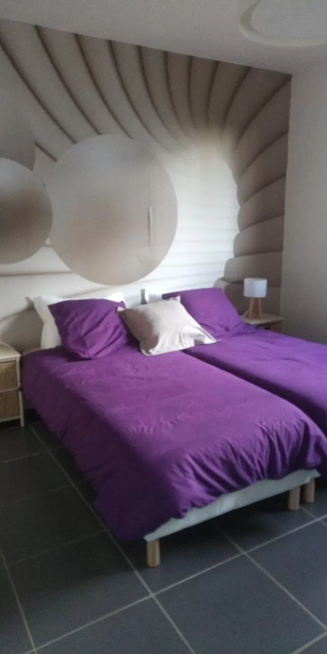 Bed in la chambre du clos Barriant