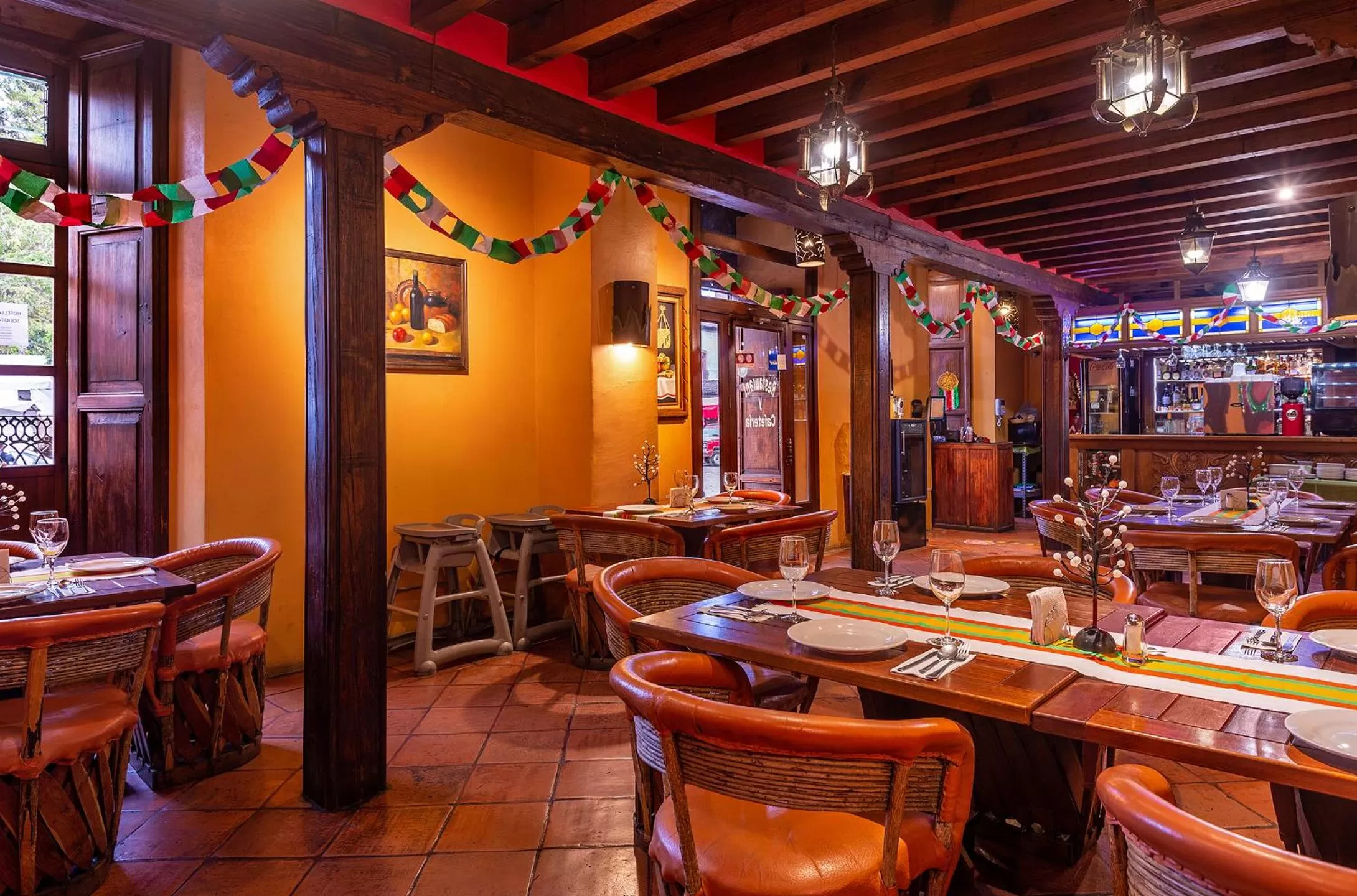 Restaurant/places to eat in Hotel la Parroquia