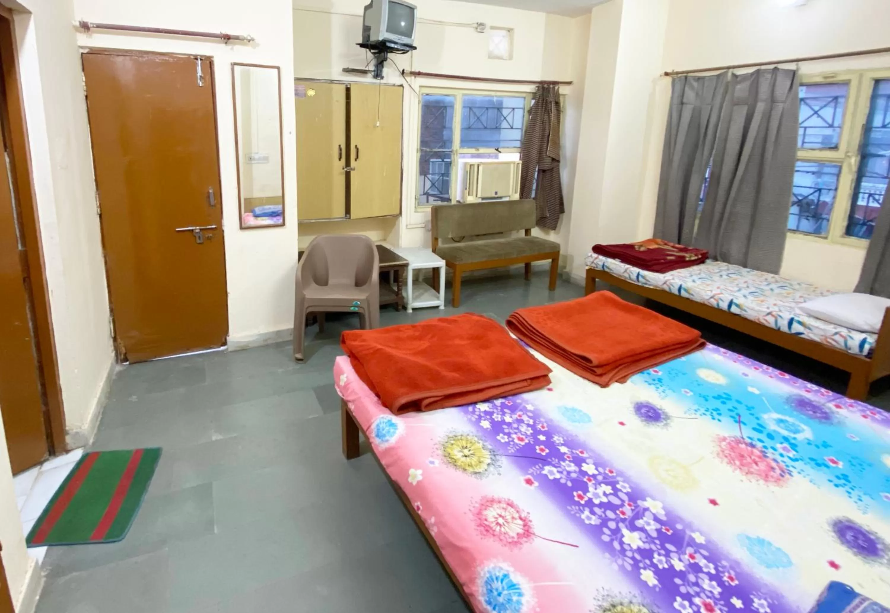 Bed in Pitambra Vishranti Grah