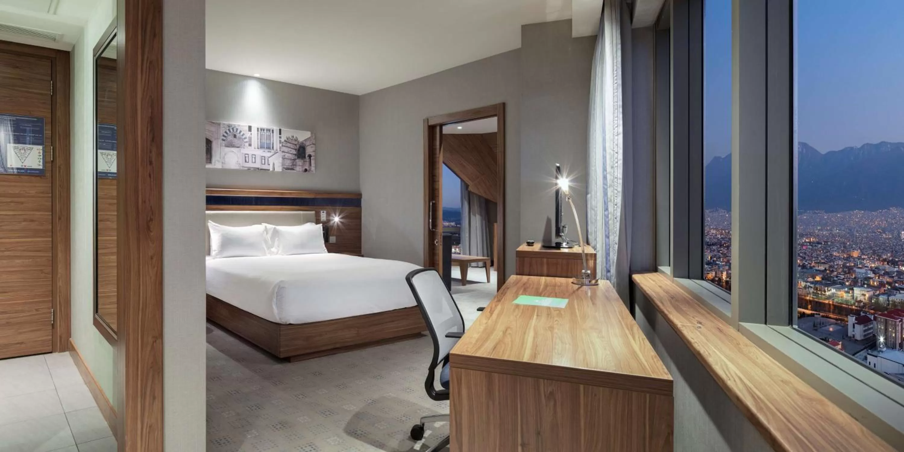 Bedroom, Bed in Hampton By Hilton Bursa