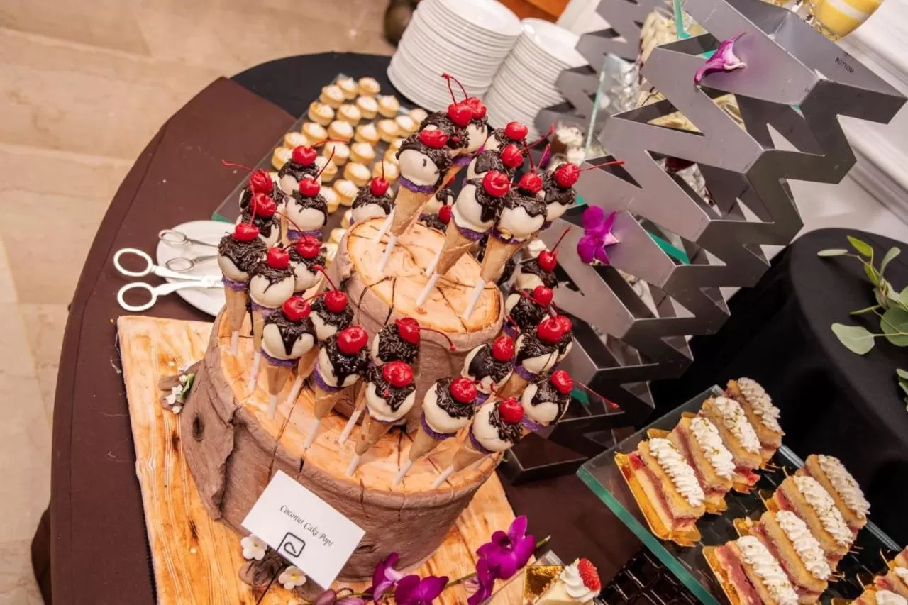 Food in Garden City Hotel