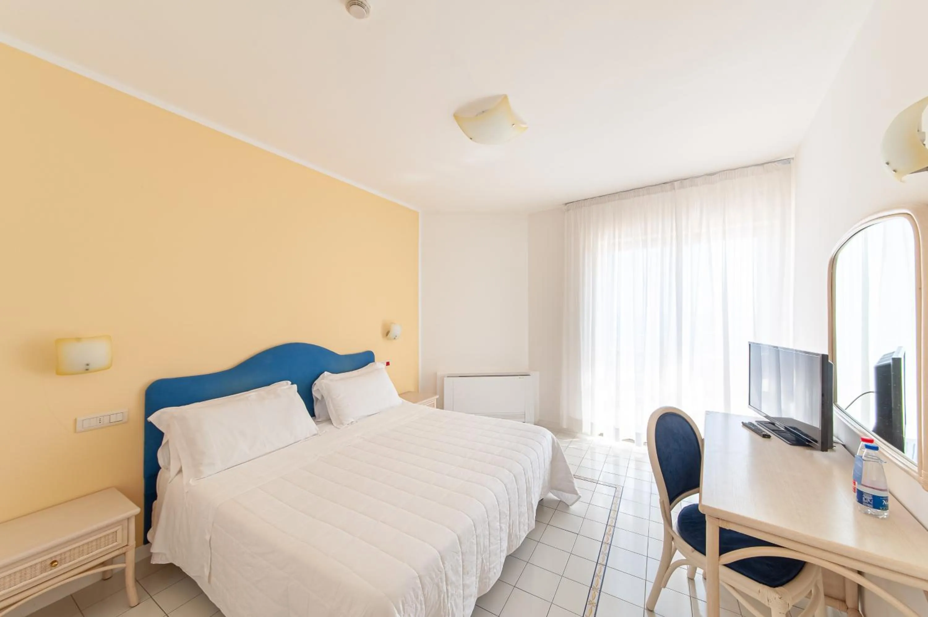 Bed in Hotel Club Due Torri