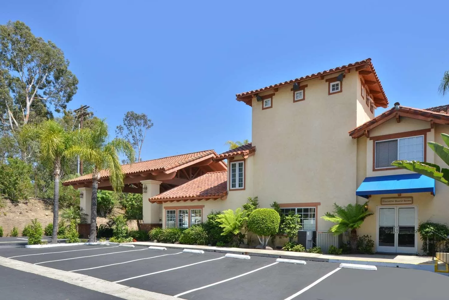 Property building in Best Western Capistrano Inn