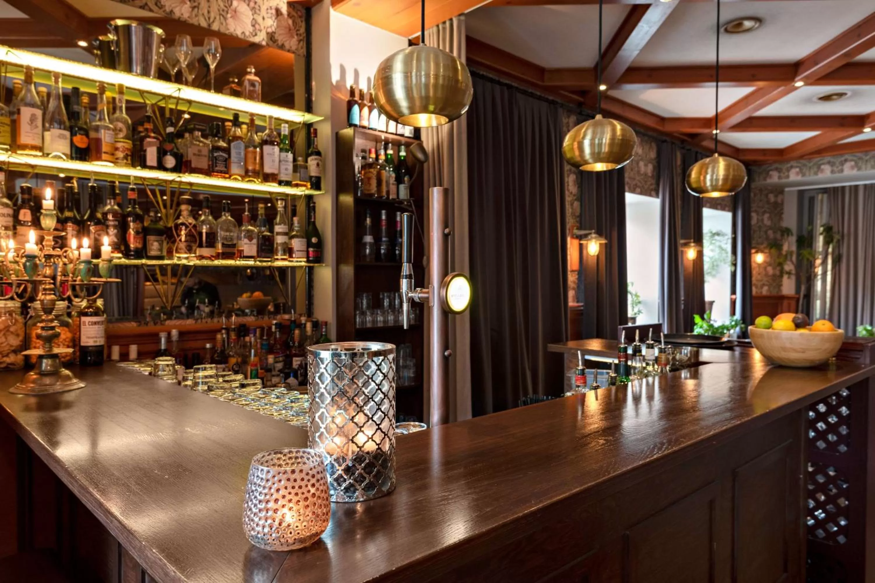 Lounge or bar in Best Western Strand Hotel