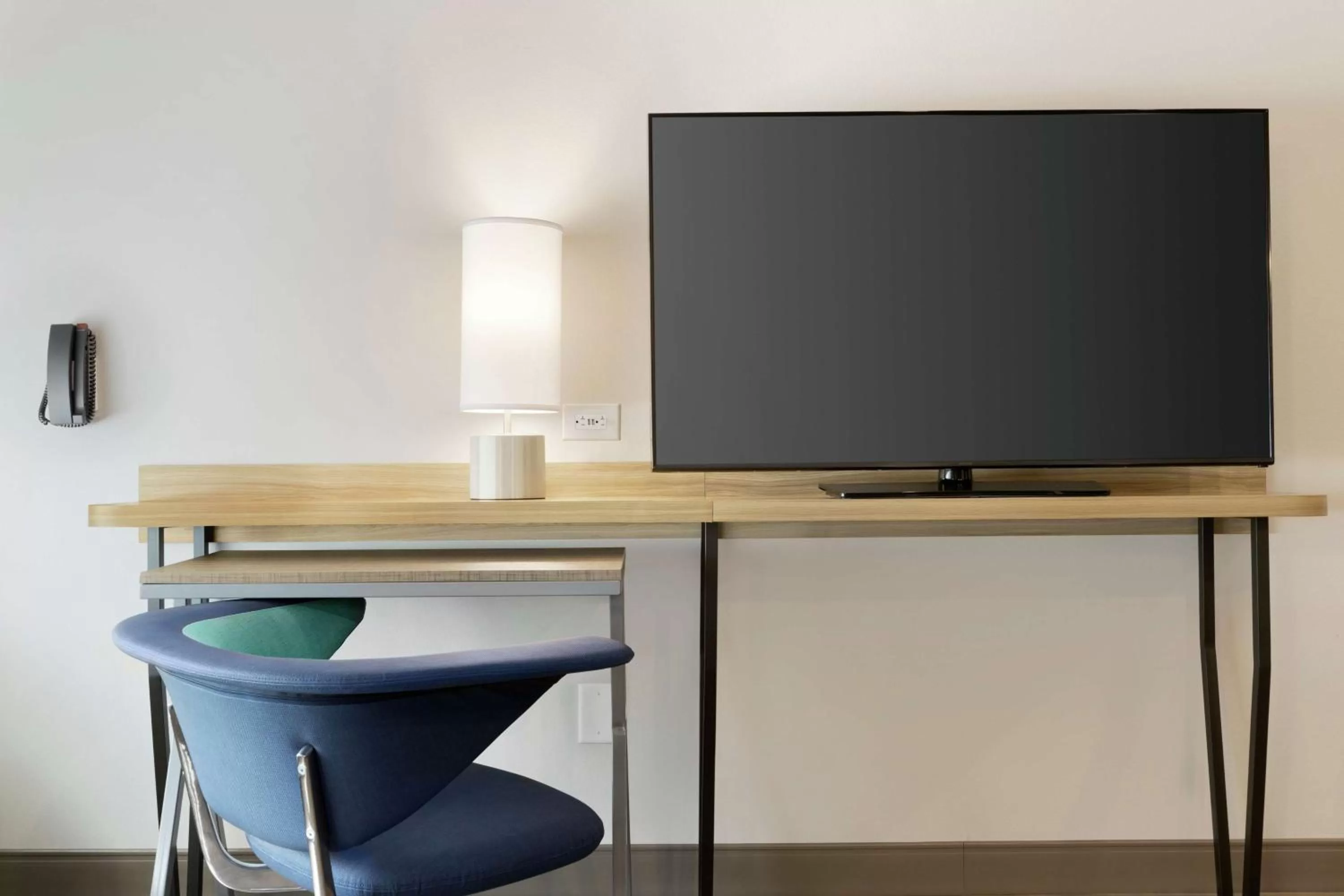 Bedroom in Tru By Hilton Harbison Columbia