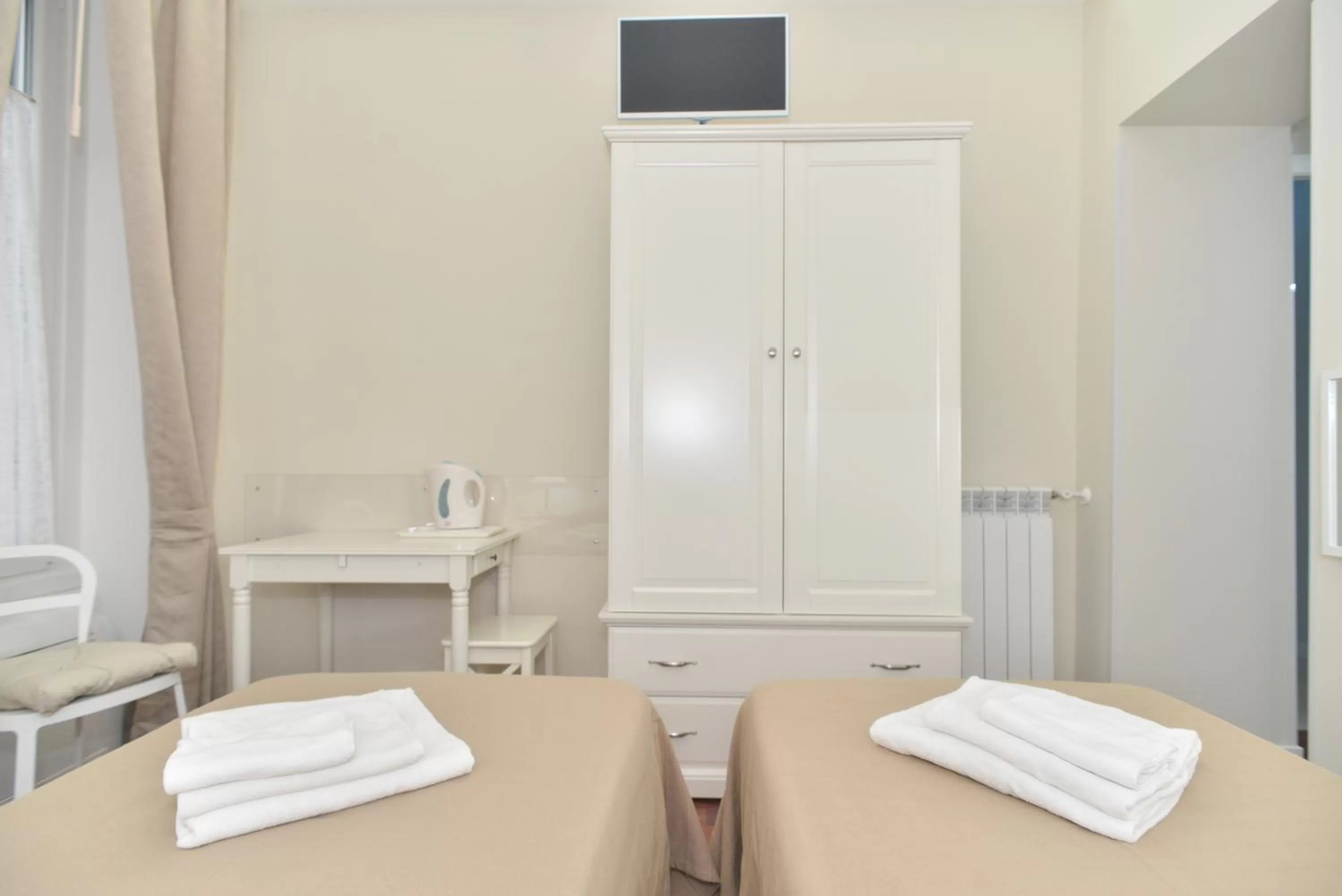 Decorative detail, Bed in Romebest