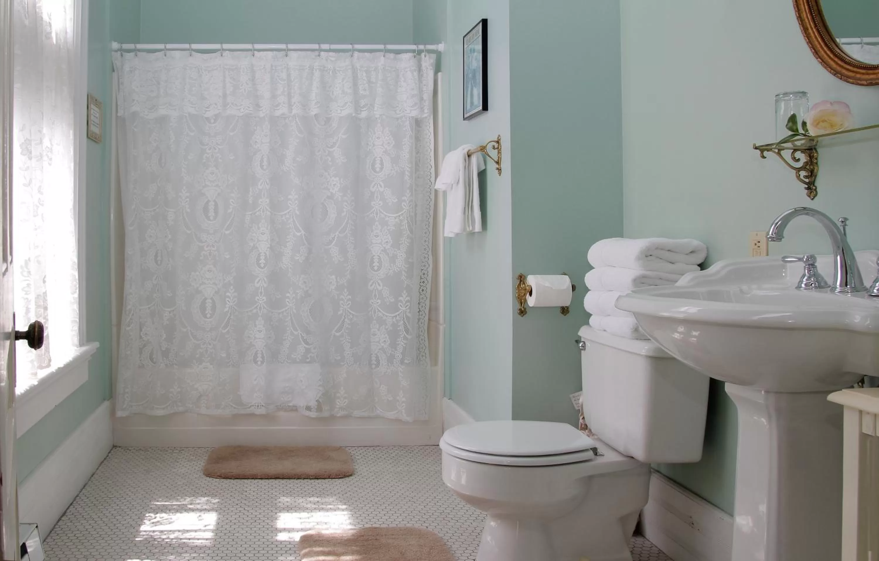 Bathroom in Victorian Inn
