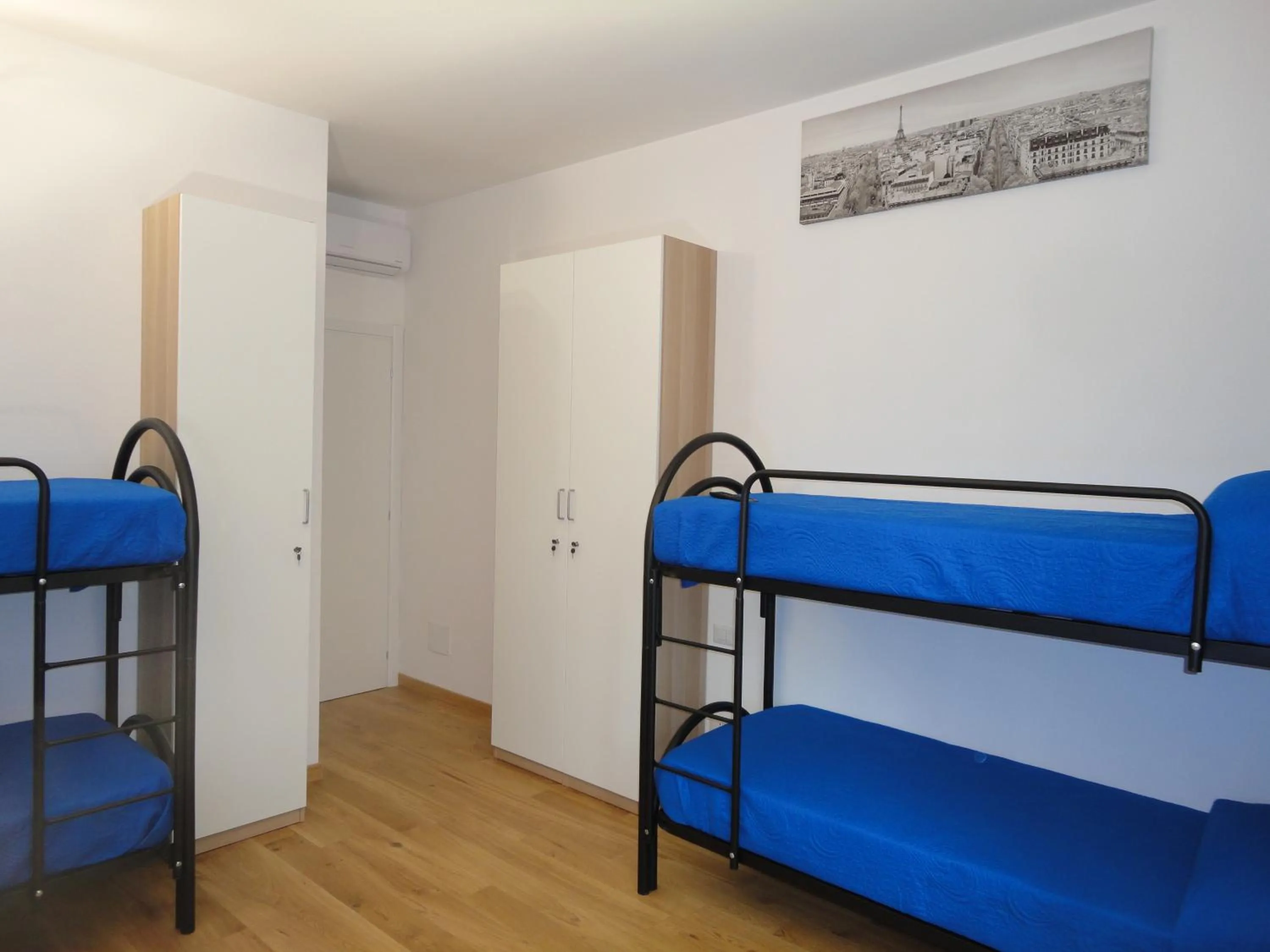 bunk bed, Bed in Pavia Ostello
