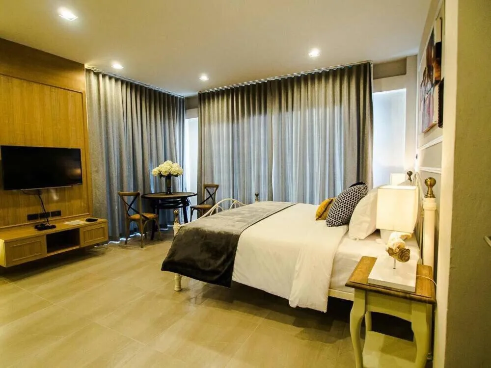 Bed in L'air Du Pran