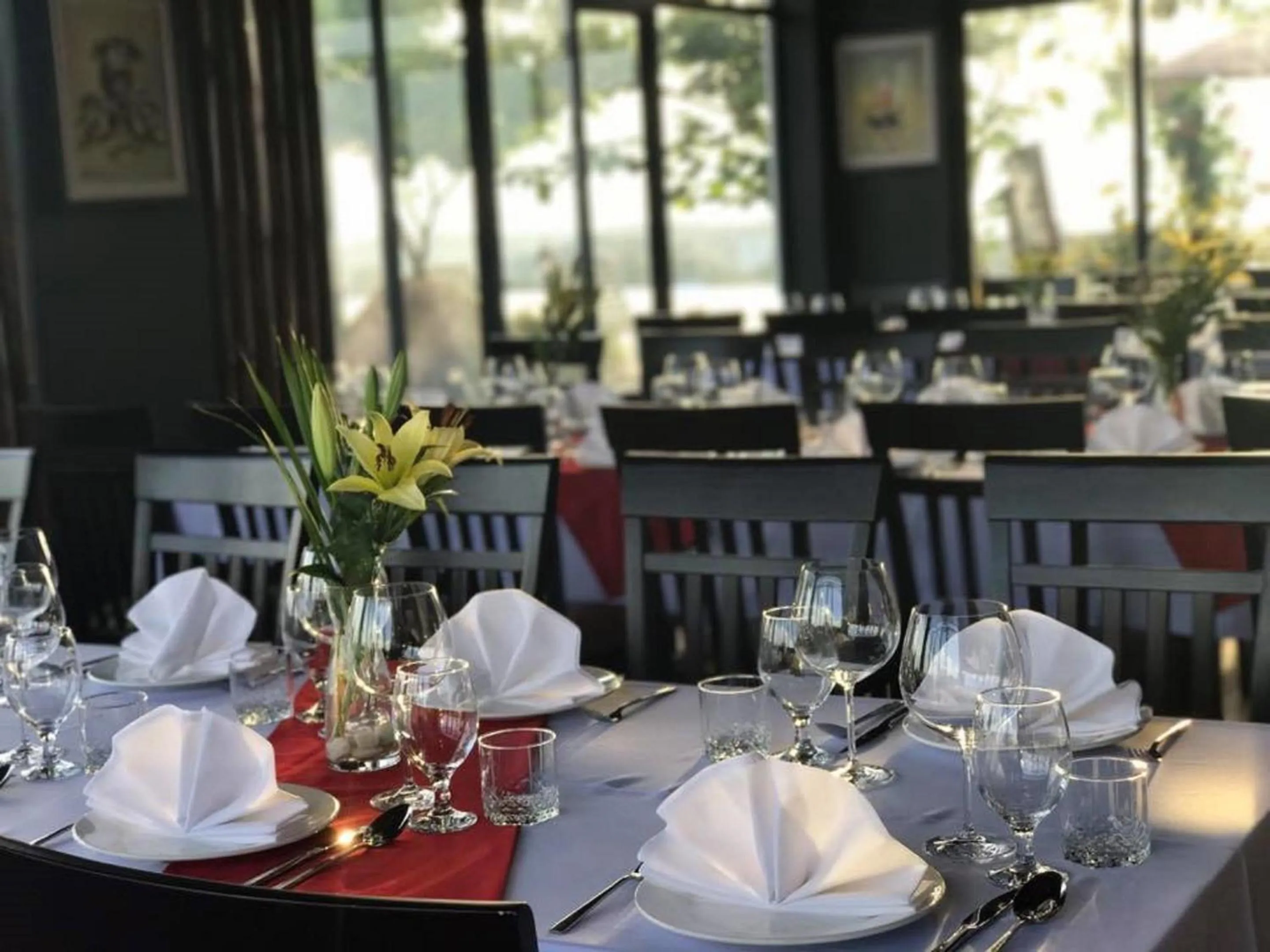 Restaurant/places to eat in 360 Resort