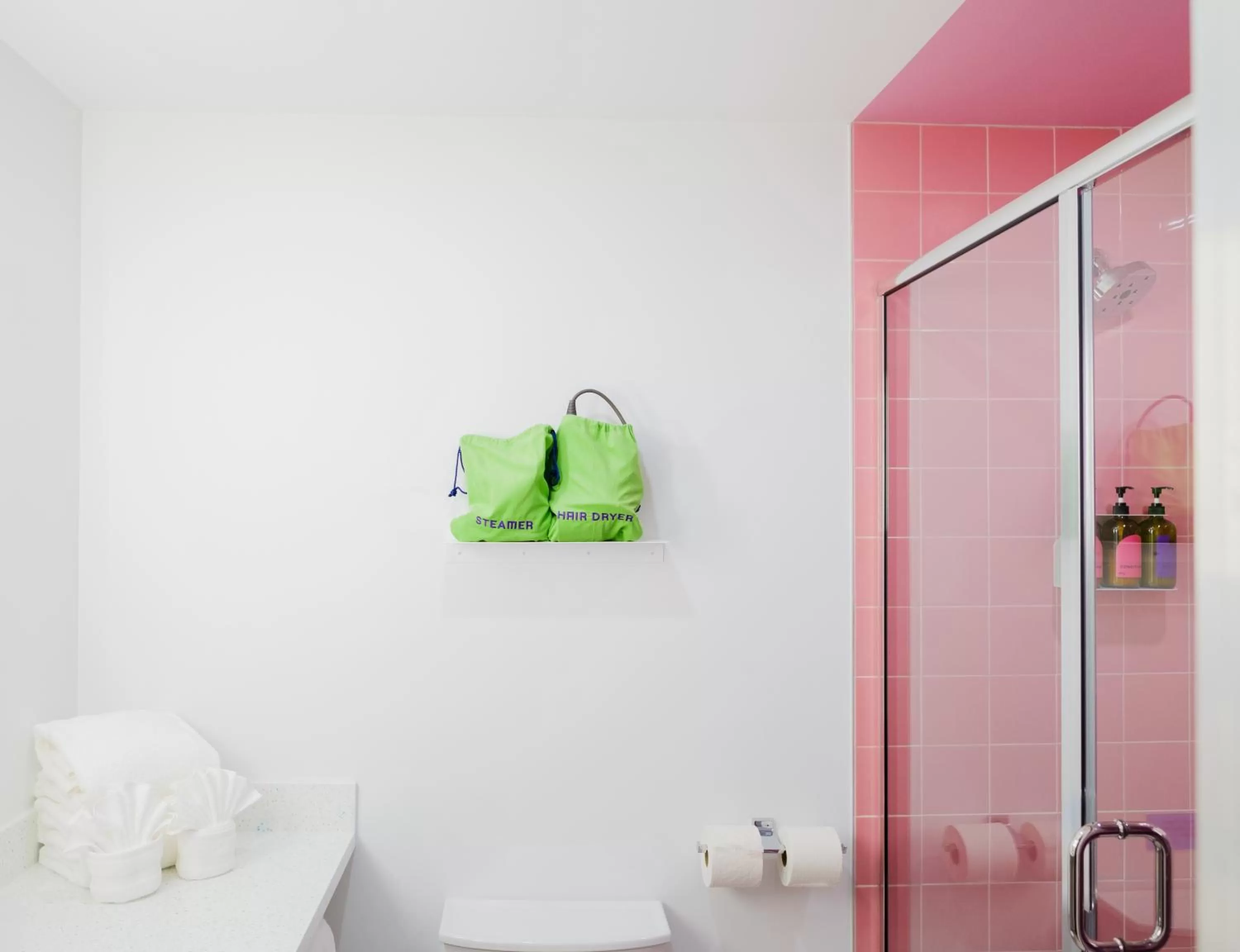 Toilet in The Gallatin