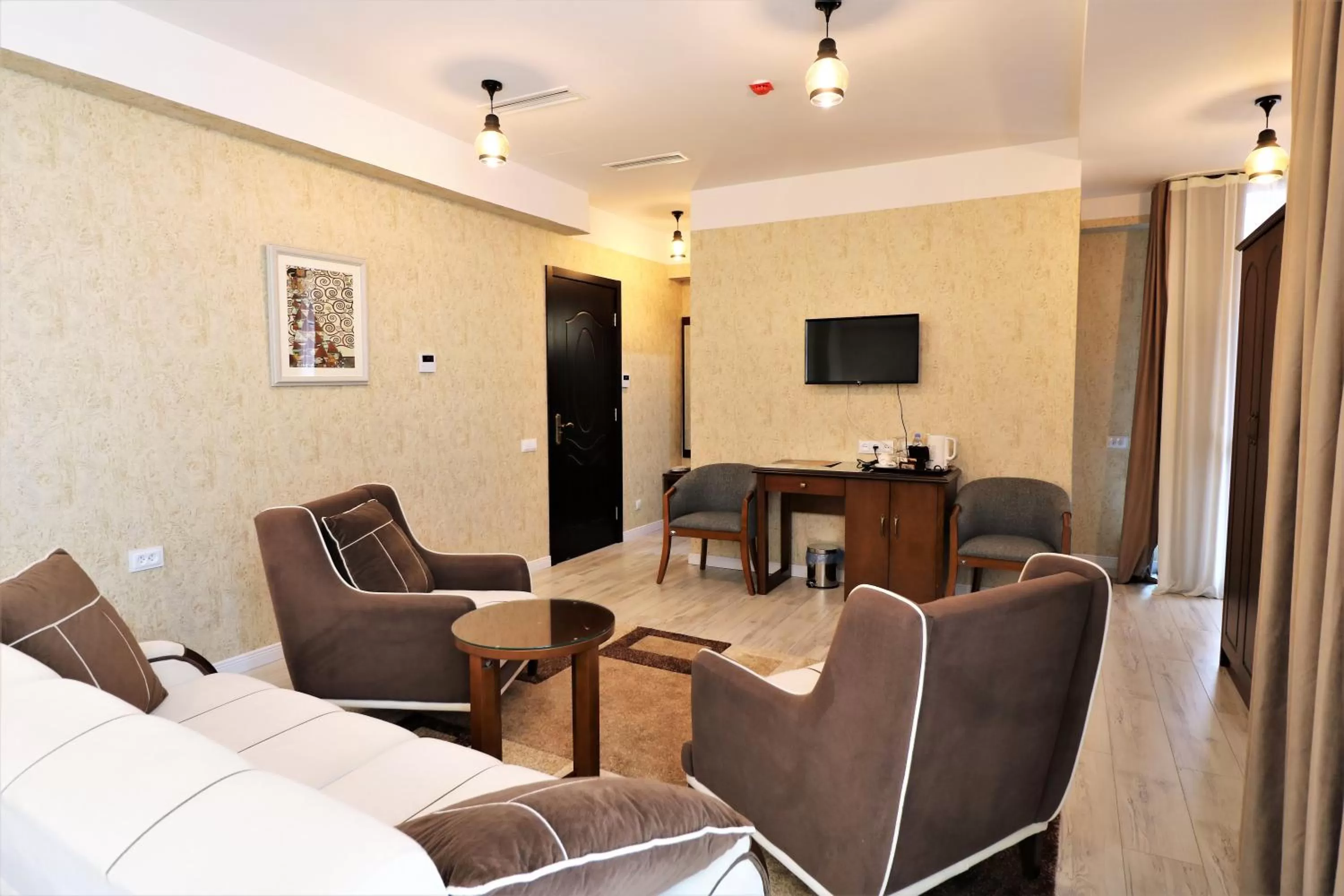 Living room in Hotel Liberty Theatre