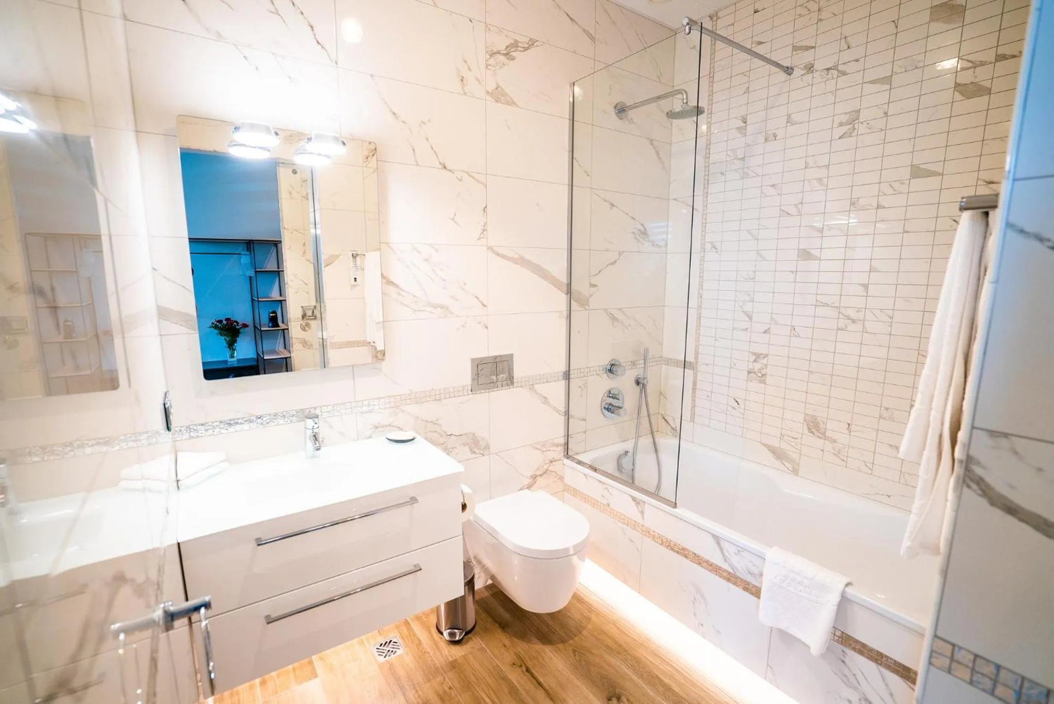 Bathroom in Hotel Keflavik by Reykjavik Keflavik Airport