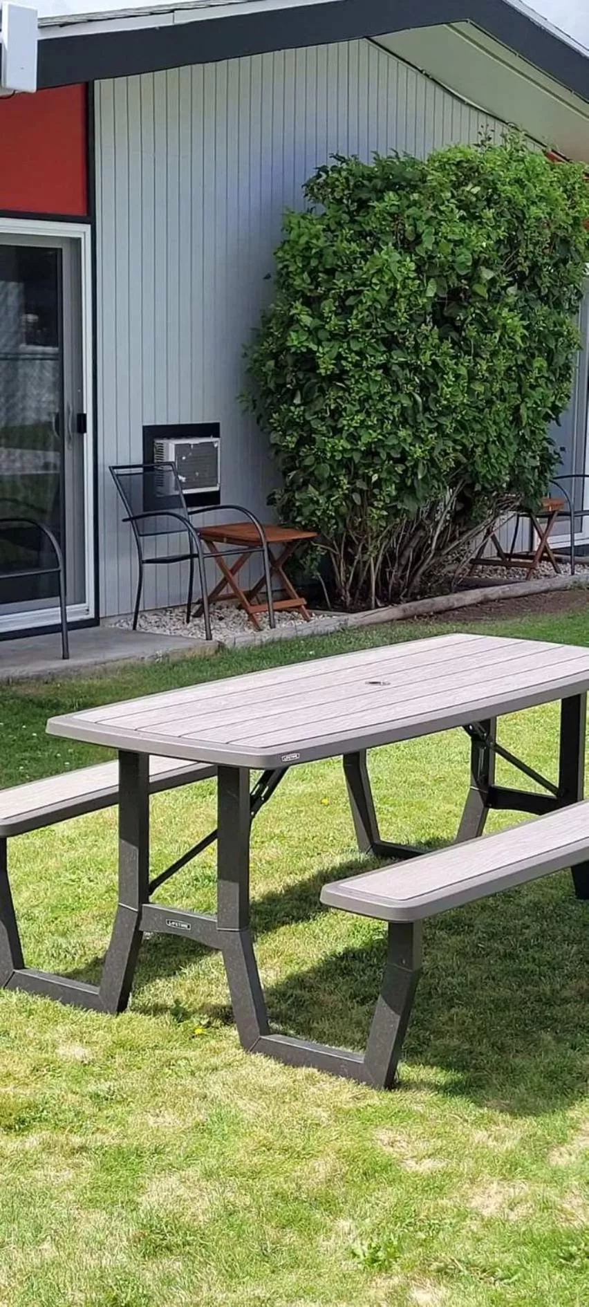 Property building in Destination Inn Cache Creek