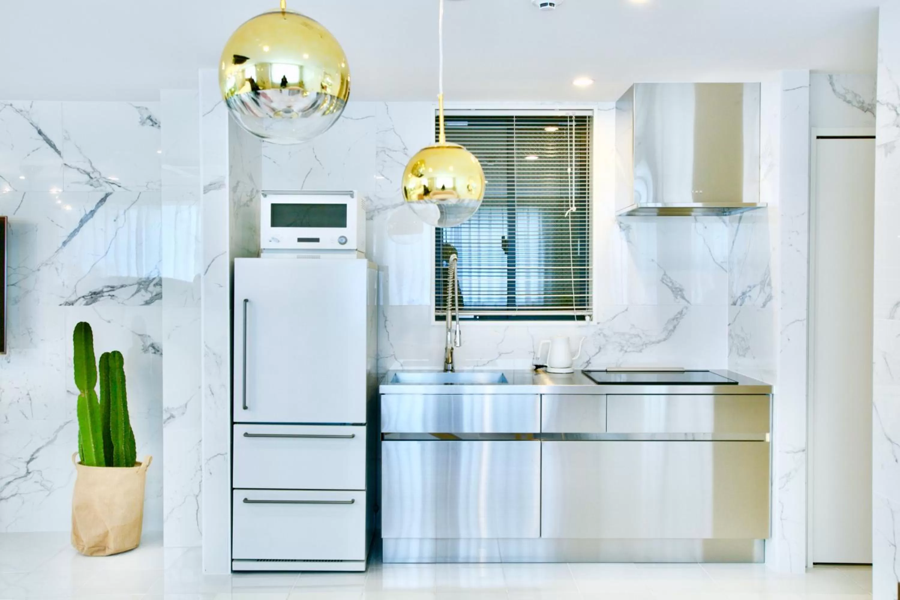 Kitchen or kitchenette in THE ROOT2 HOTEL