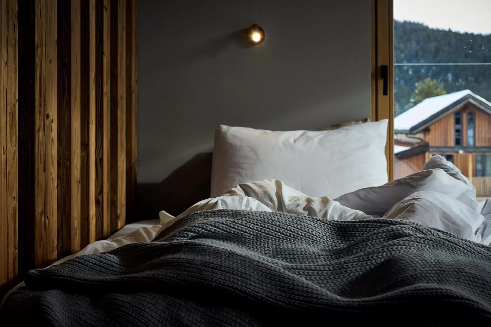 Living room, Bed in Aparthotel Chalina