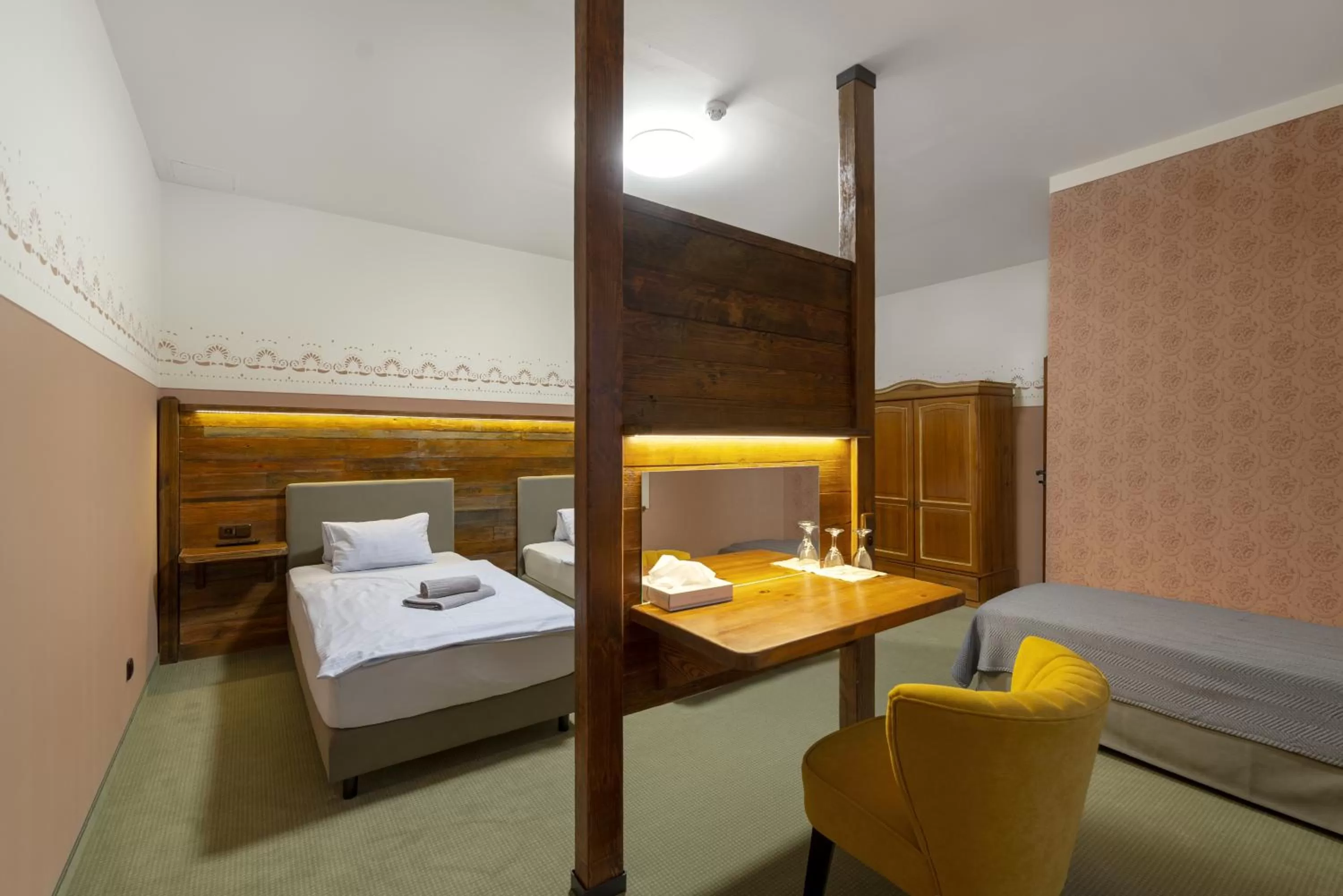 Bed in Hotel U Simla