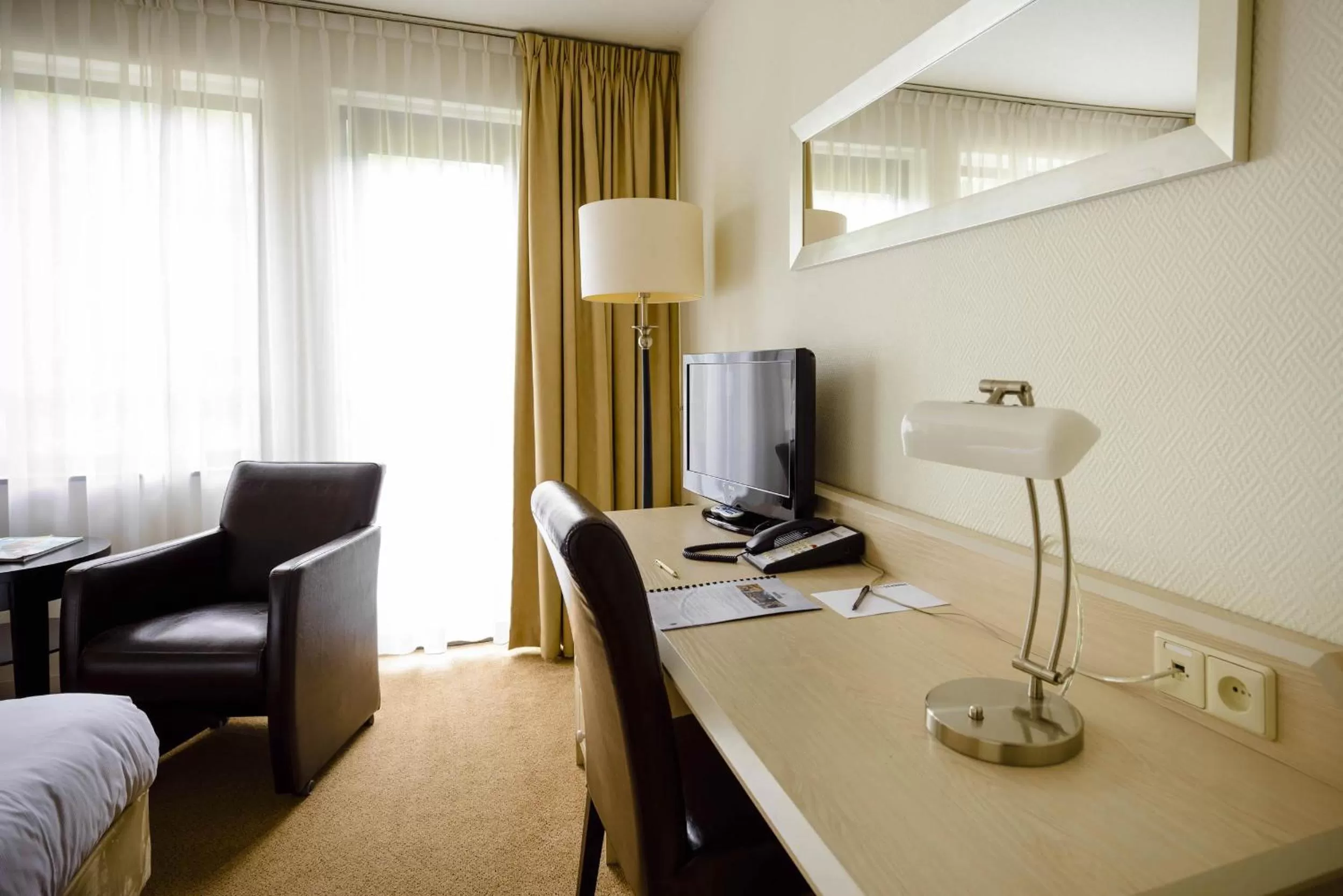 Seating area in Fletcher Hotel Restaurant Epe-Zwolle