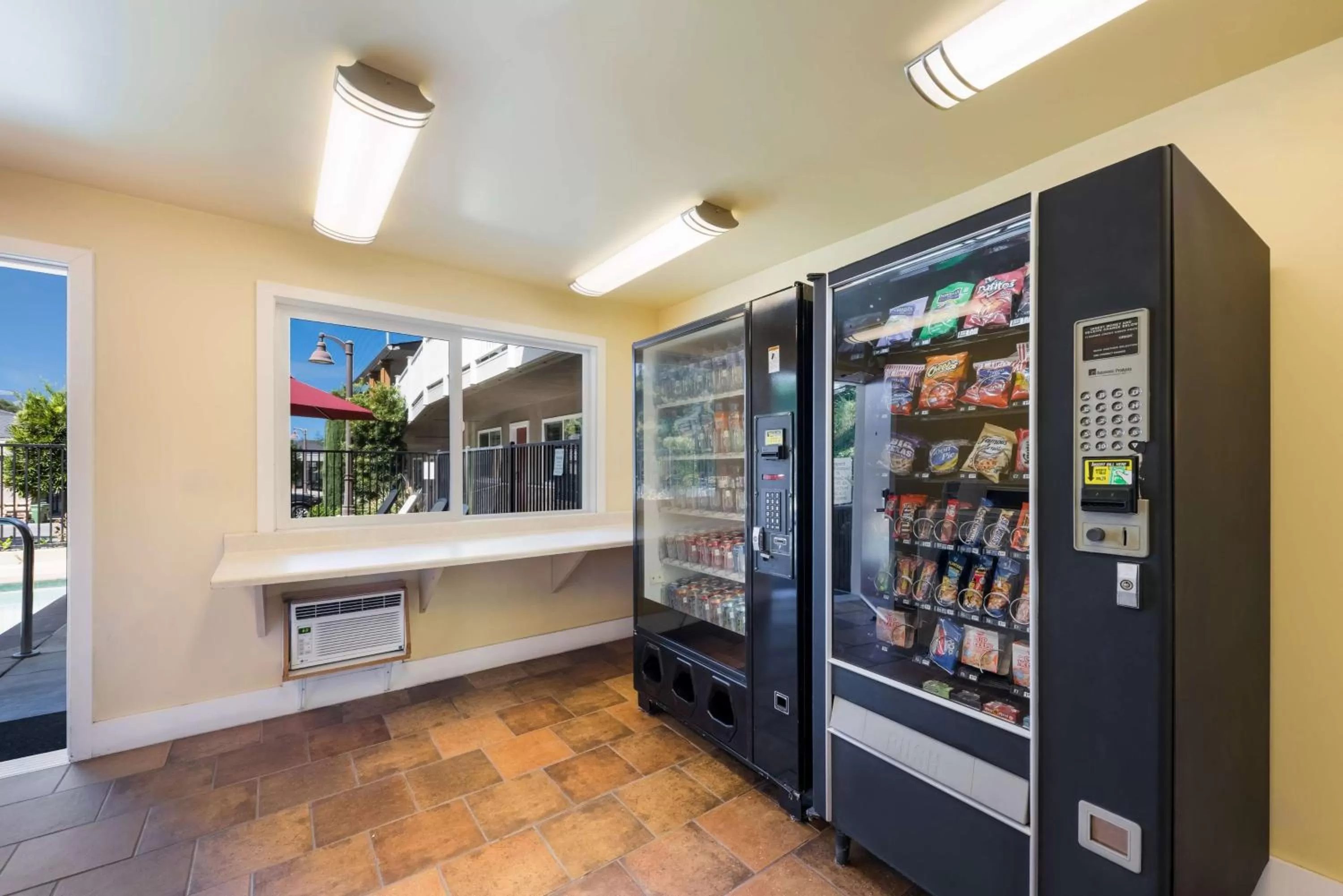 Property building in BEST WESTERN the Inn of Los Gatos