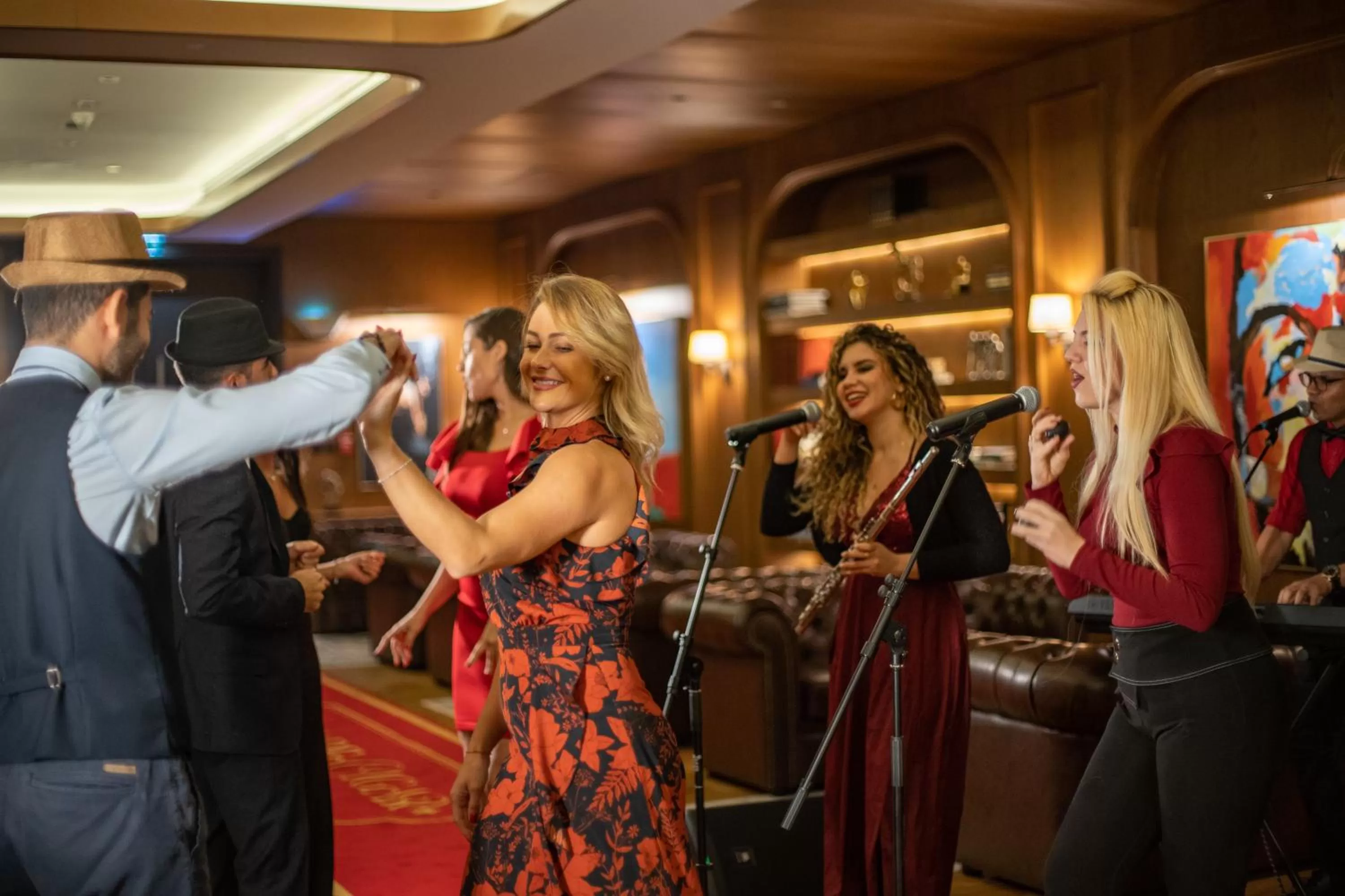 Restaurant/places to eat in Millennium Place Mirdif