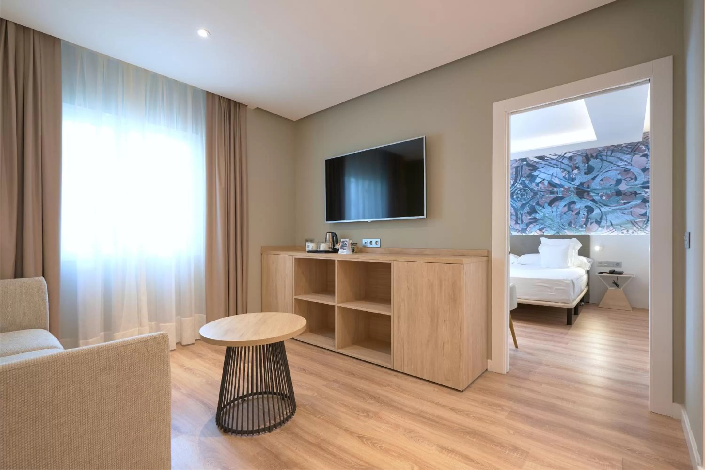 TV and multimedia, Bed in Monte Triana
