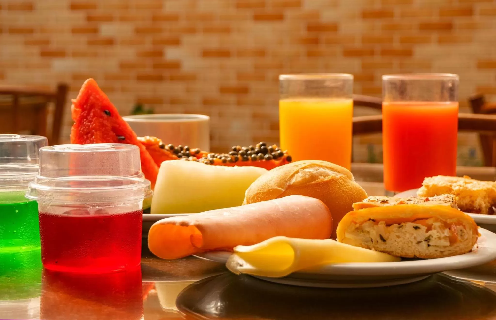 Food and drinks in UPG Hotel