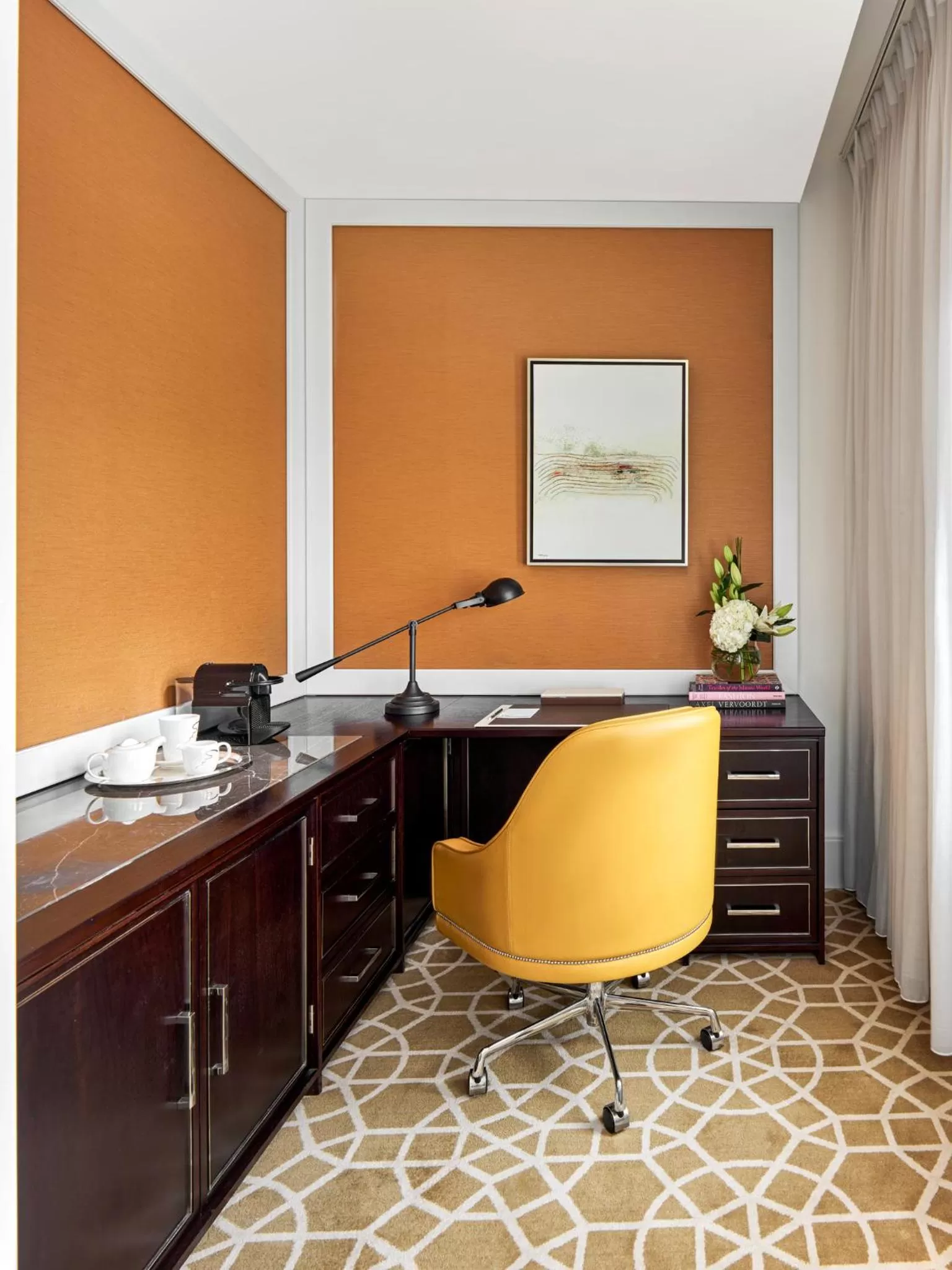 Coffee/tea facilities in Fairmont Amman