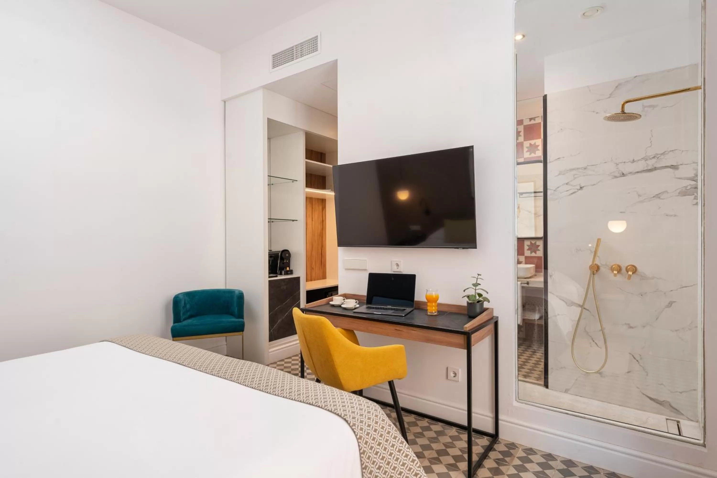 Bedroom, Bed in Hotel Can Quetglas