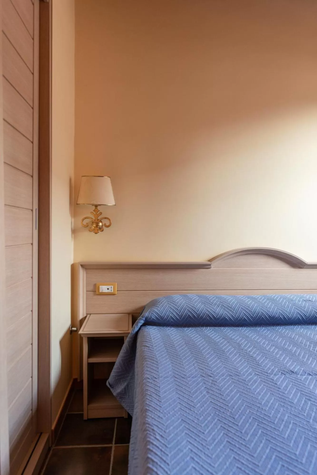 Bed in Hotel Don Giovanni