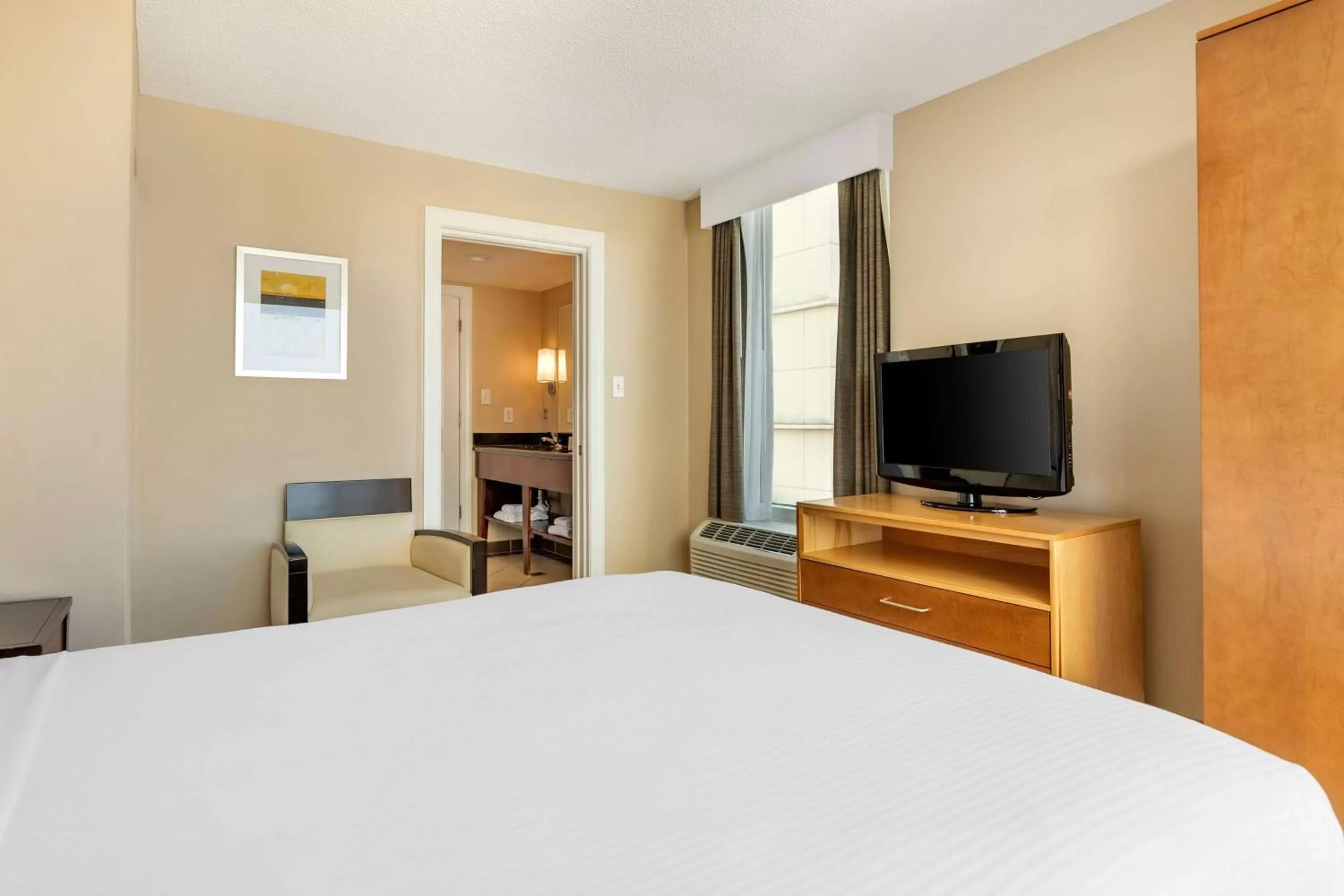 Bed in Hilton Vacation Club Ocean Beach Club Virginia Beach